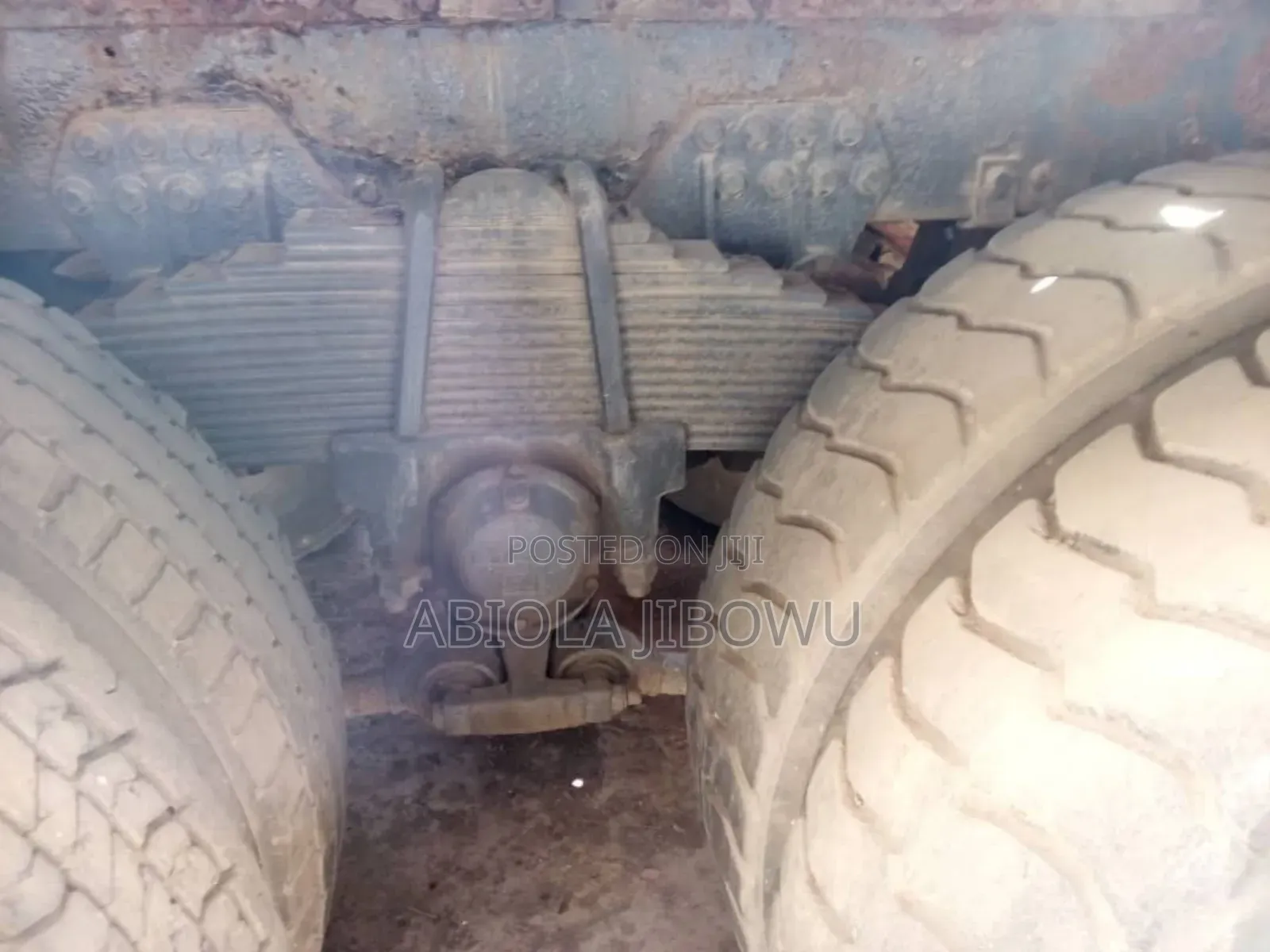 Man Truck Head 10tyres 27-414
