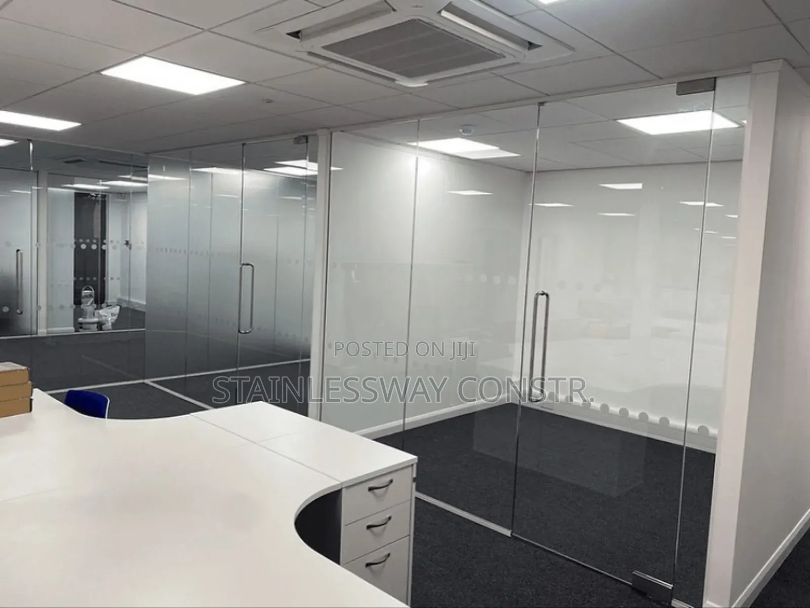 Smarter Office Design With Glass Partition