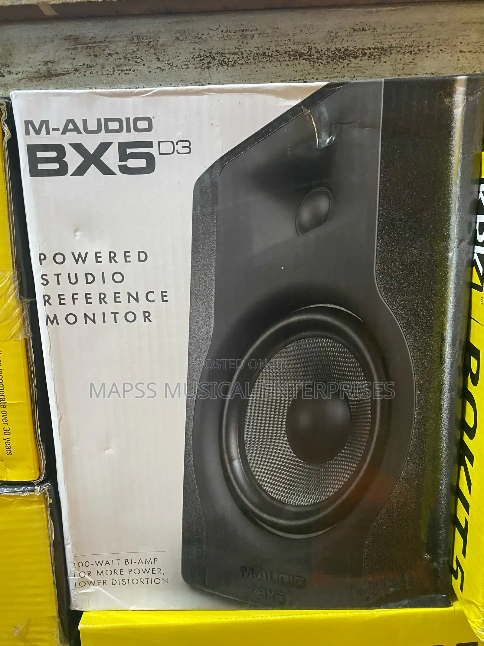 M-Audio Bx5 D3 Powered Studio Reference Monitor
