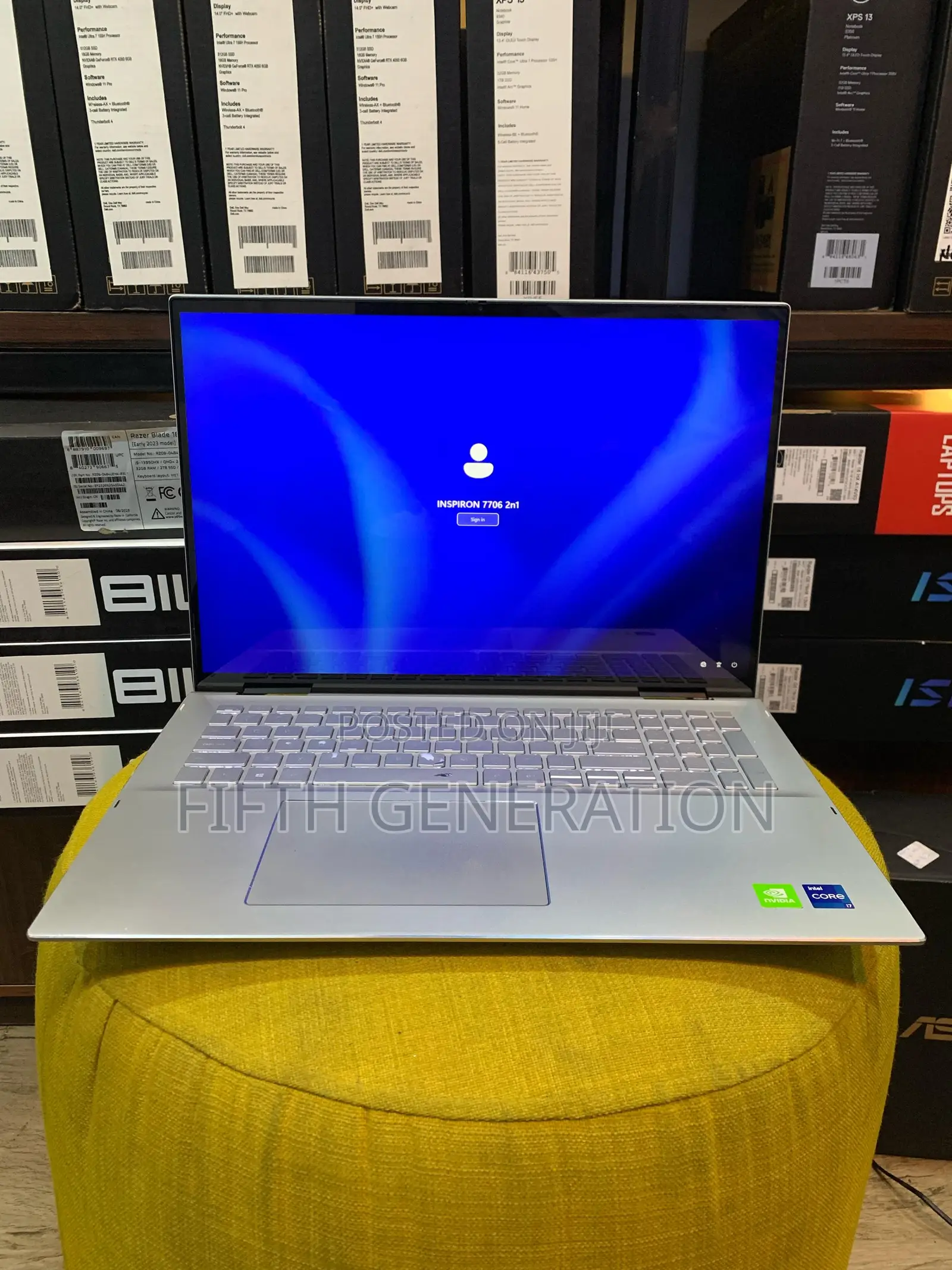 Laptop Dell Inspiron 17 7786 16GB Intel Core I7 SSD 512GB