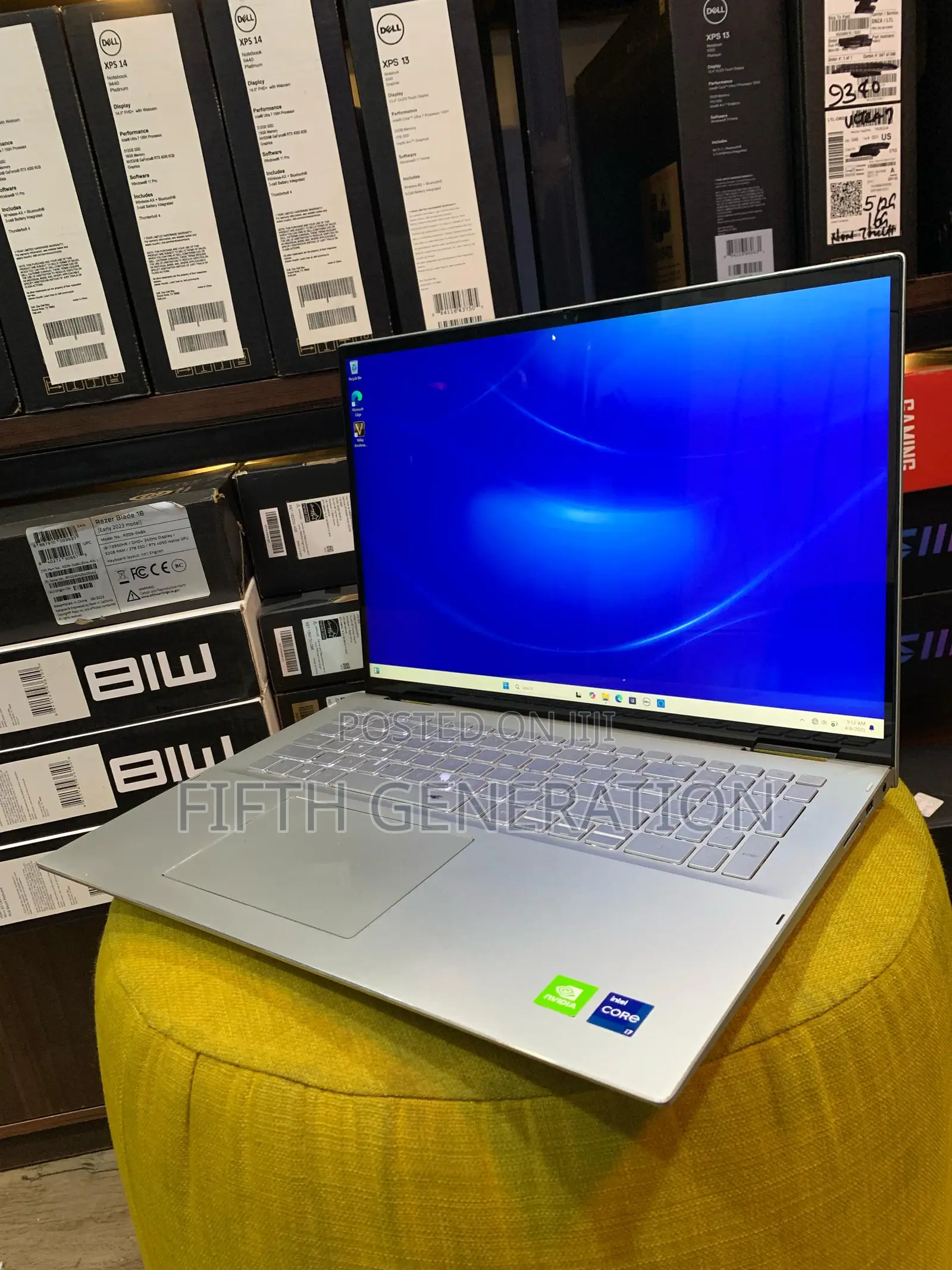Laptop Dell Inspiron 17 7786 16GB Intel Core I7 SSD 512GB