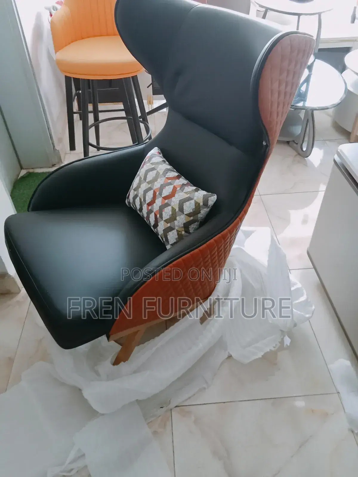 Imported Luxurious Relaxing Chair