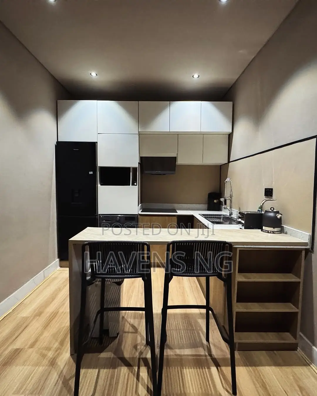 Premium Neat 2-Bedroom Penthouse Loft in Ikeja, Gra.