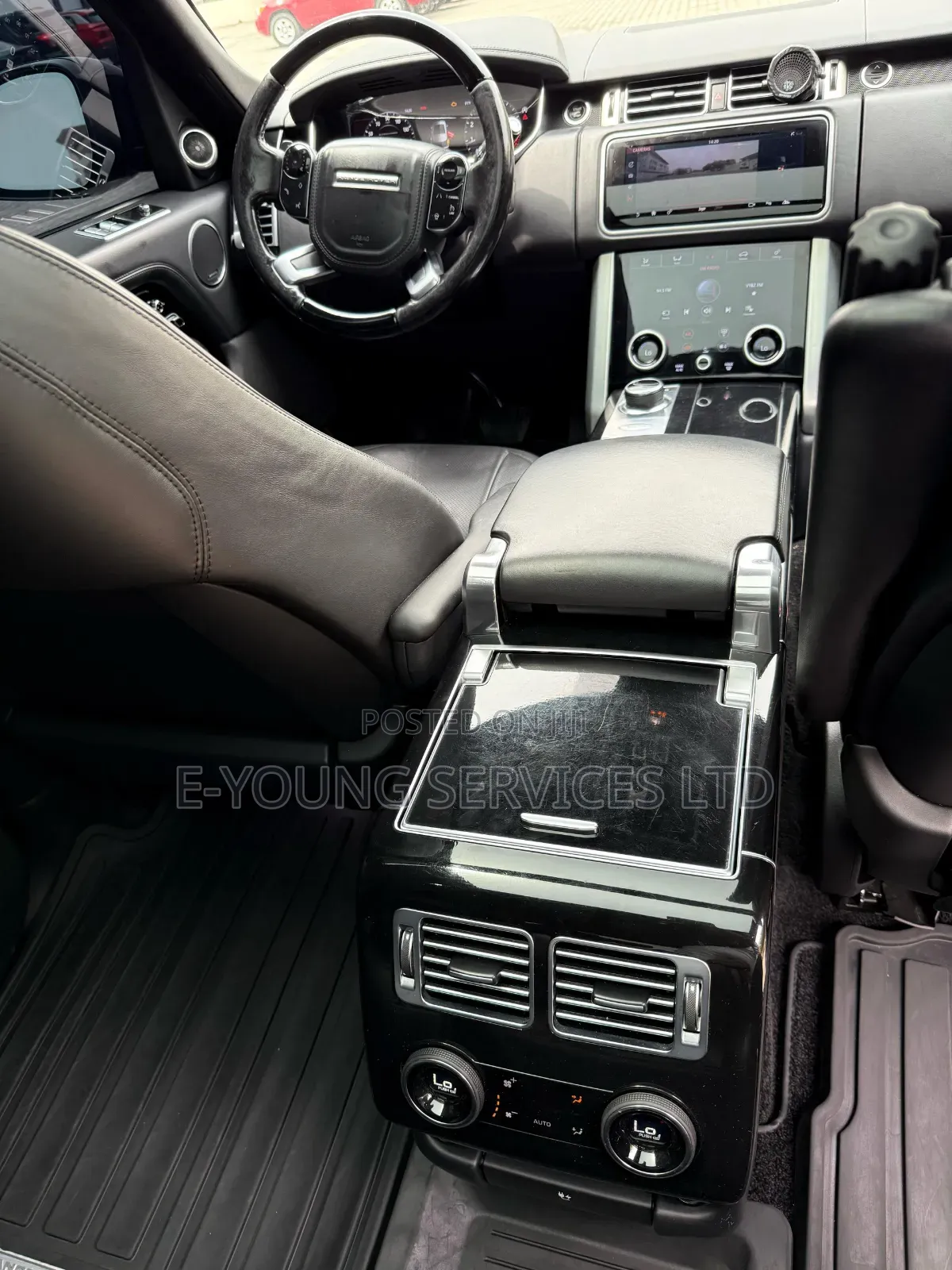 Land Rover Range Rover Vogue 2018 Gray