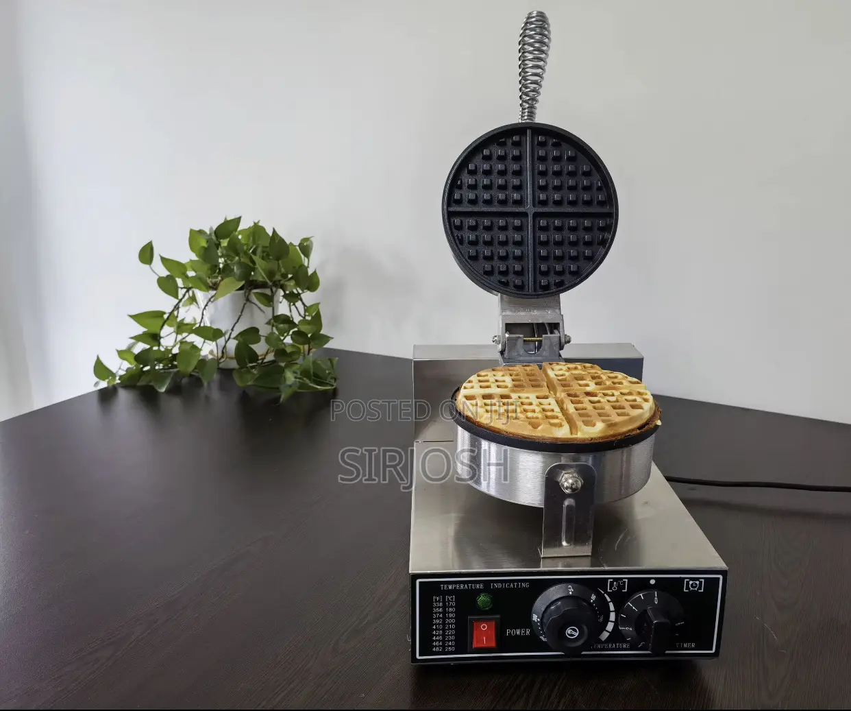 Industrial Single Round Waffle Maker