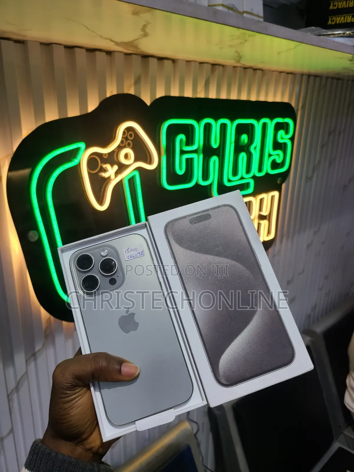 Apple iPhone 15 Pro 128 GB Gray