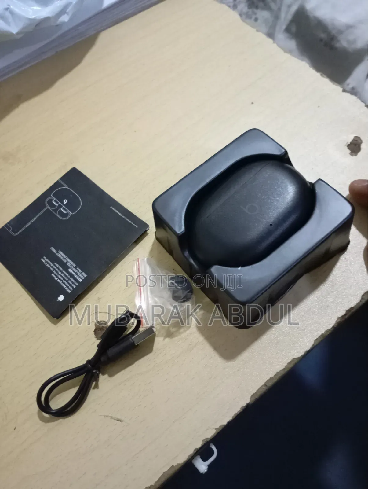 Beat Studio Pods Earpods