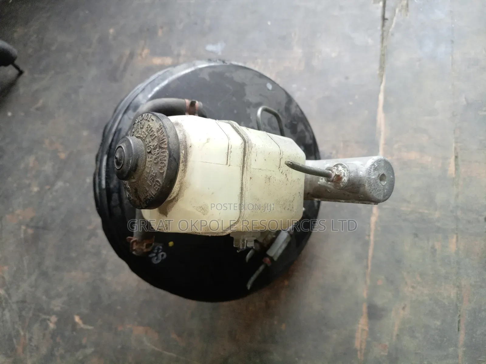Toyota Camry 2.4 Complete Master Cylinder and Booster