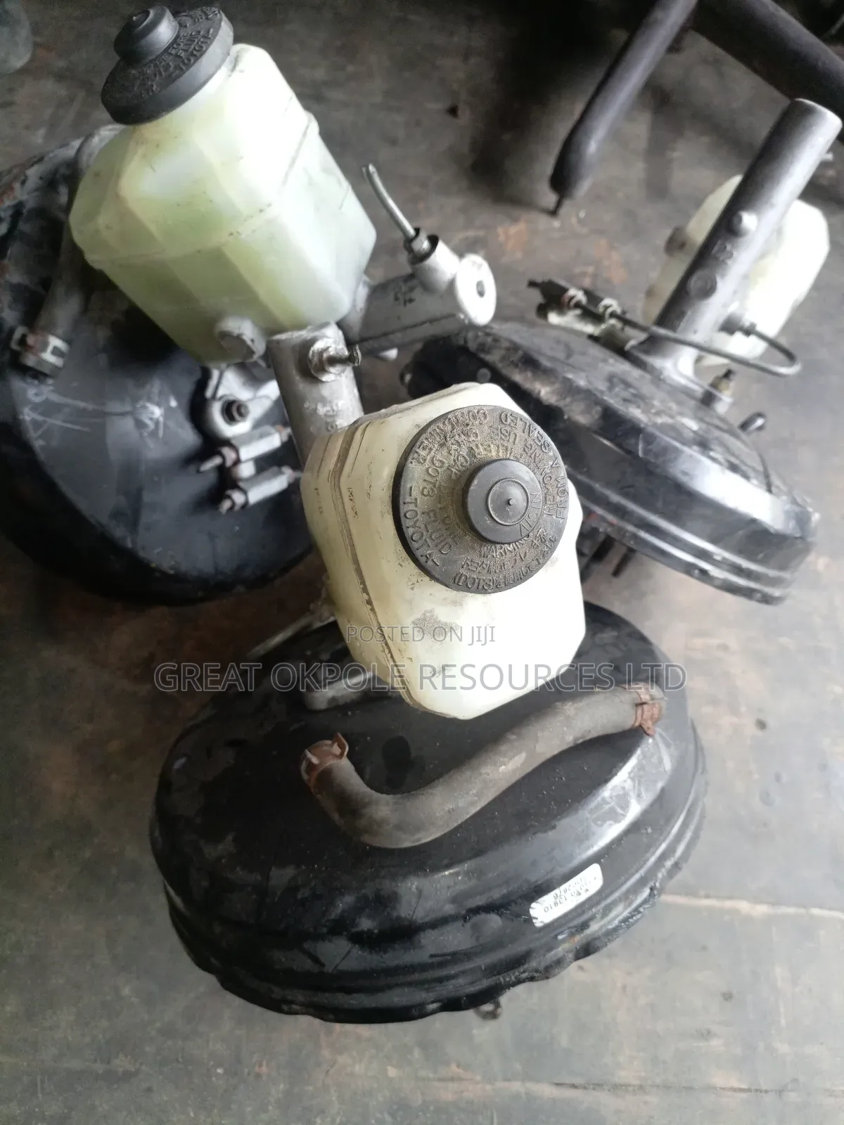 Toyota Camry 2.4 Complete Master Cylinder and Booster