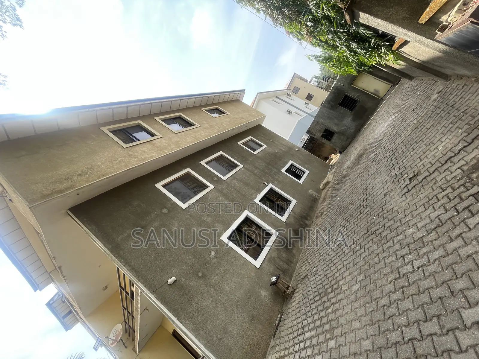 3bdrm Block of Flats in Wuse Zone 6 Fct for sale