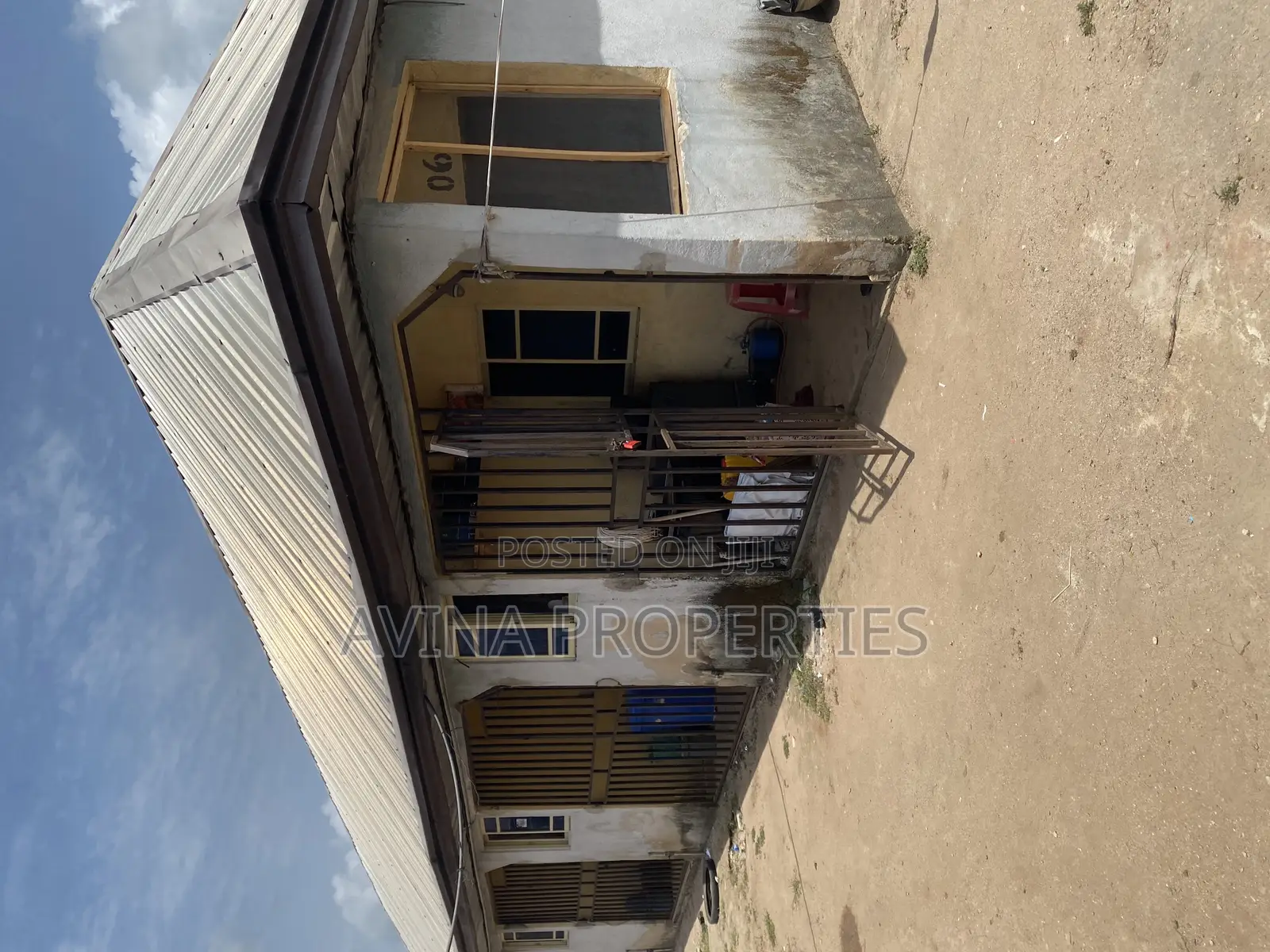 A Total of 18 Rooms Self Contained With Extra Big Space