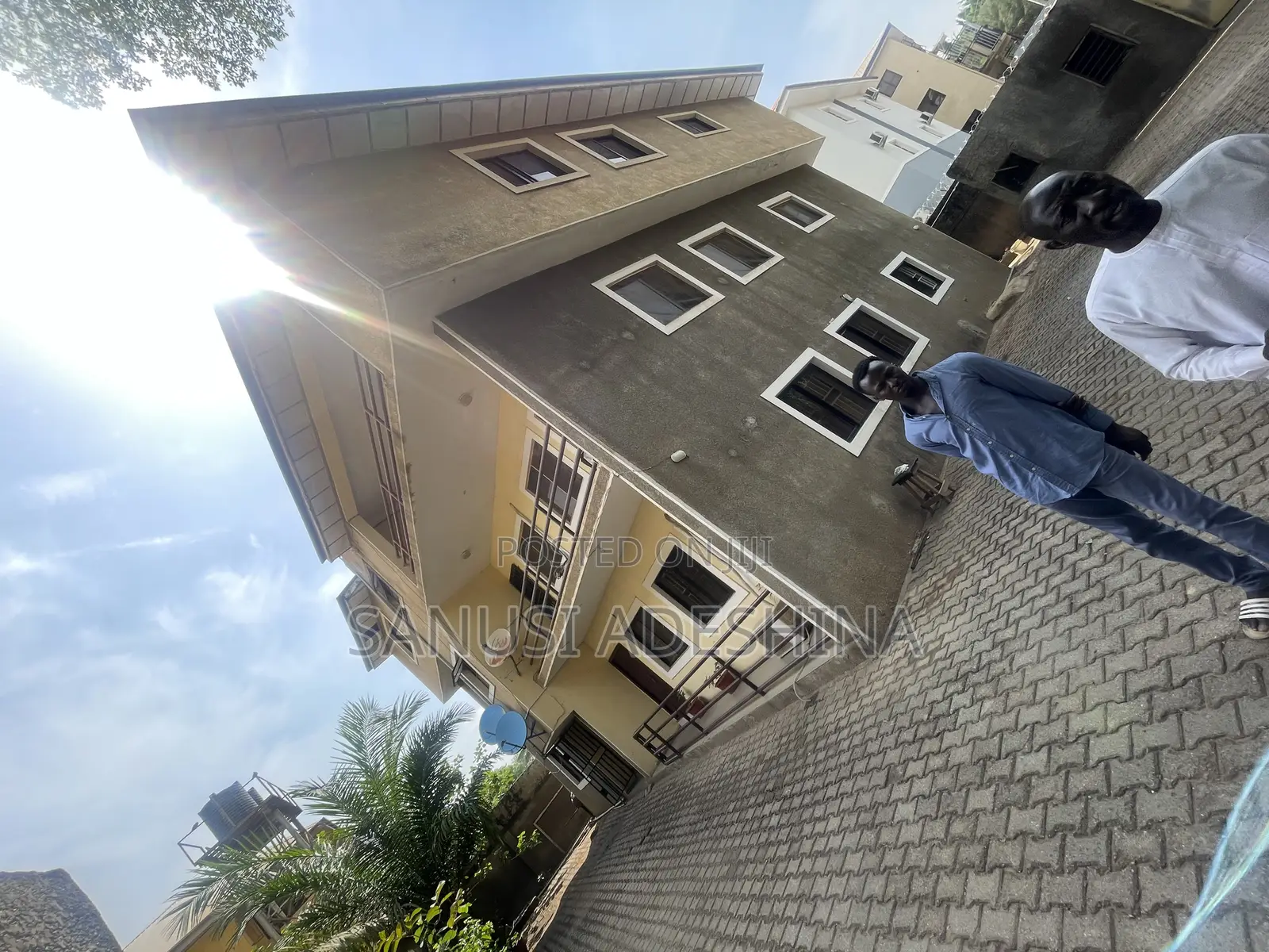 3bdrm Block of Flats in Wuse Zone 6 Fct for sale