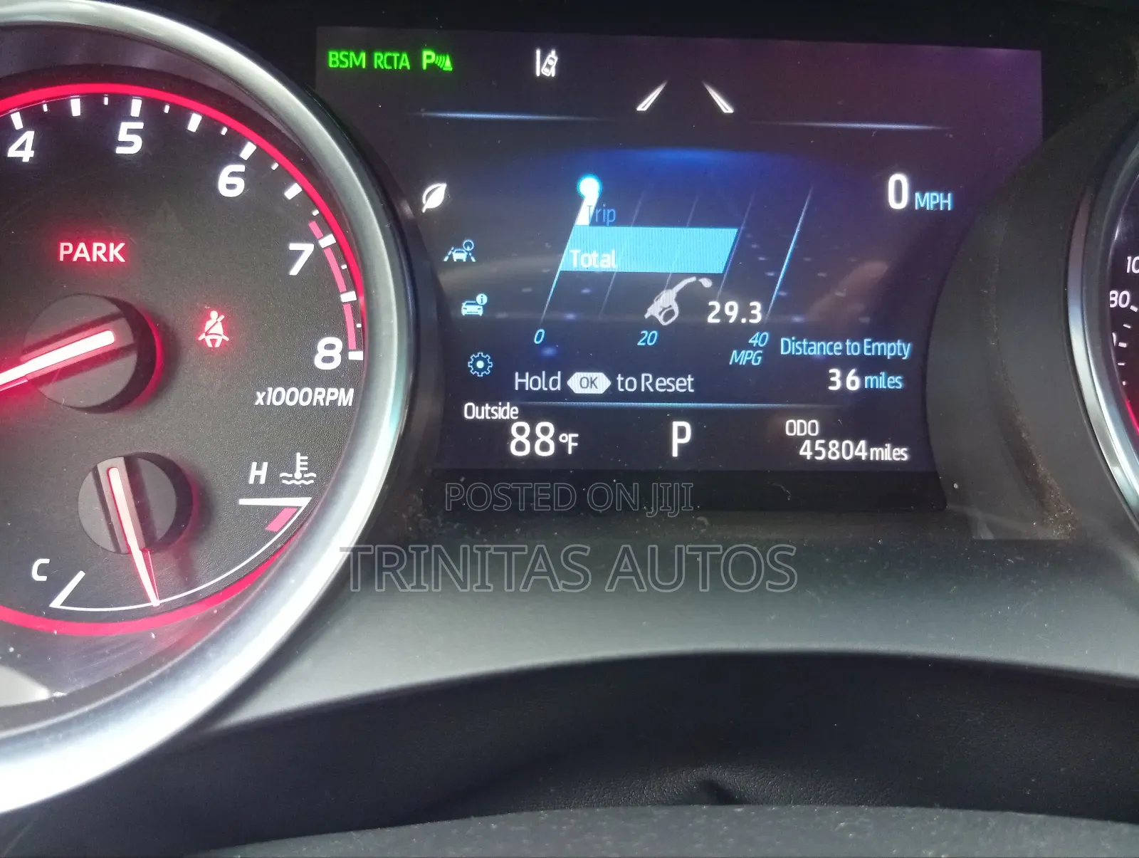 Toyota Camry XSE FWD (2.5L 4cyl 8AM) 2018 Red
