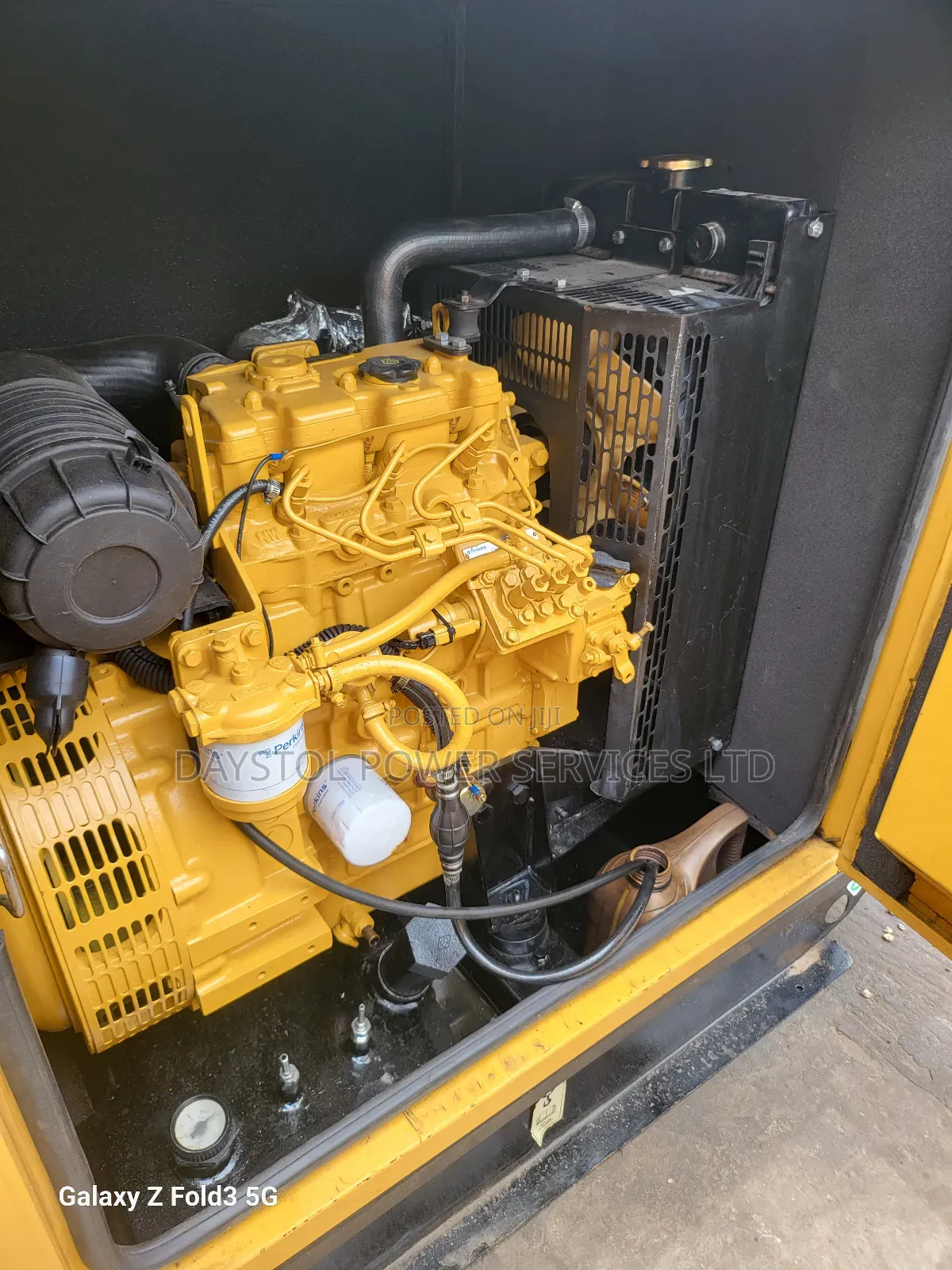Semi-New 16kva Cat Soundproof Diesel Generator