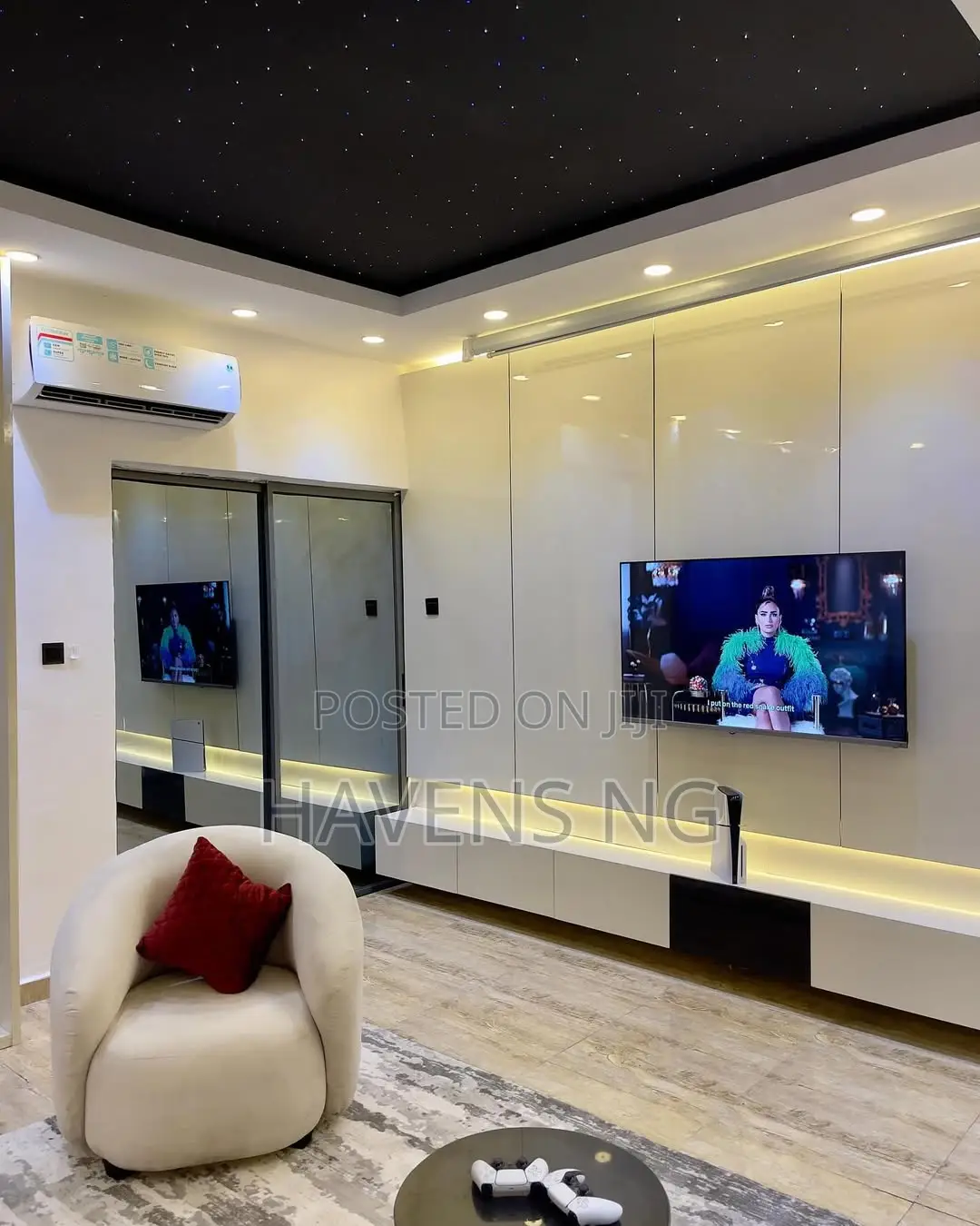 1-Bedroom Apartment With Cinema.