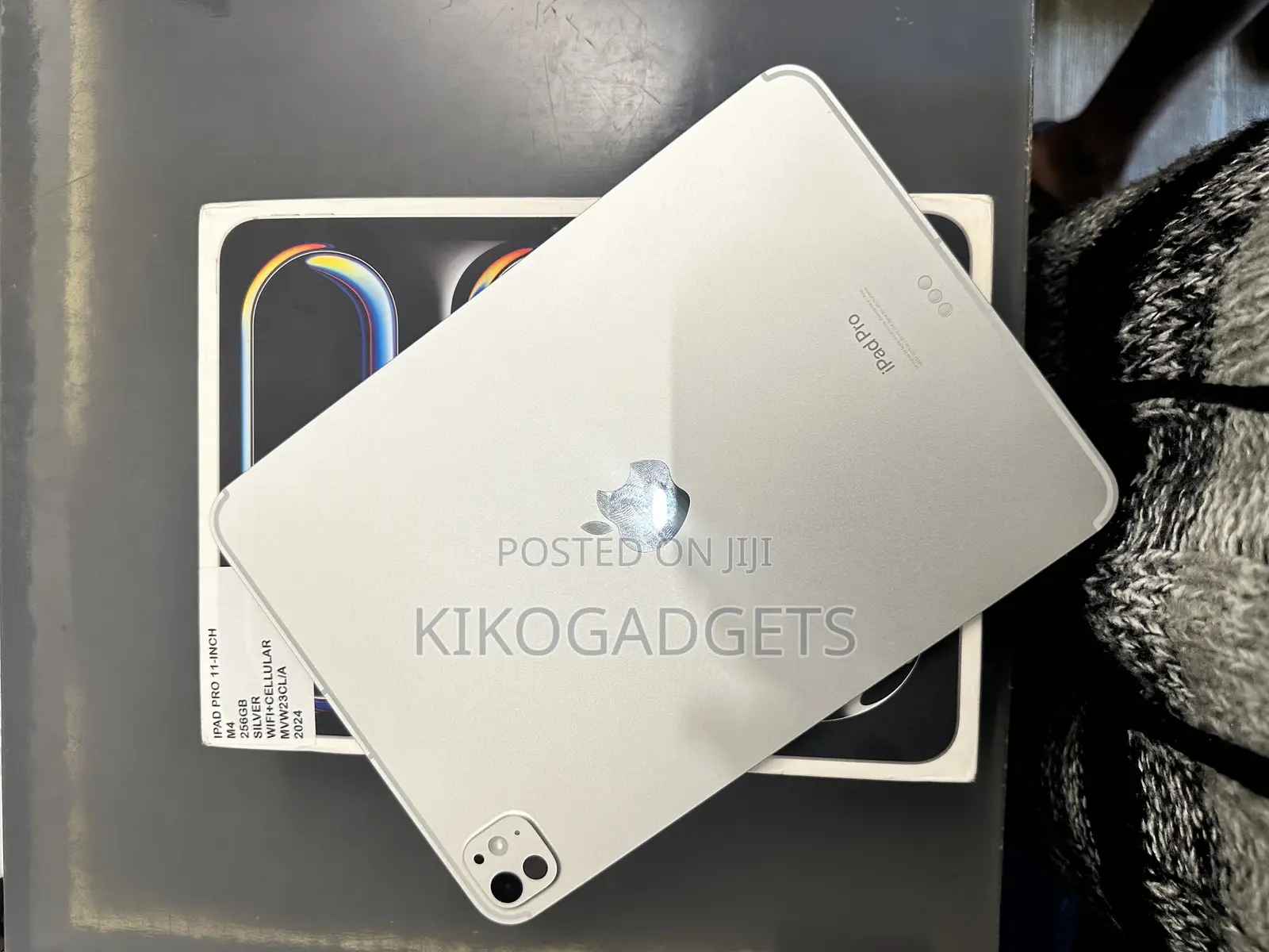 New Apple iPad Pro 11 (2024) 256 GB Silver