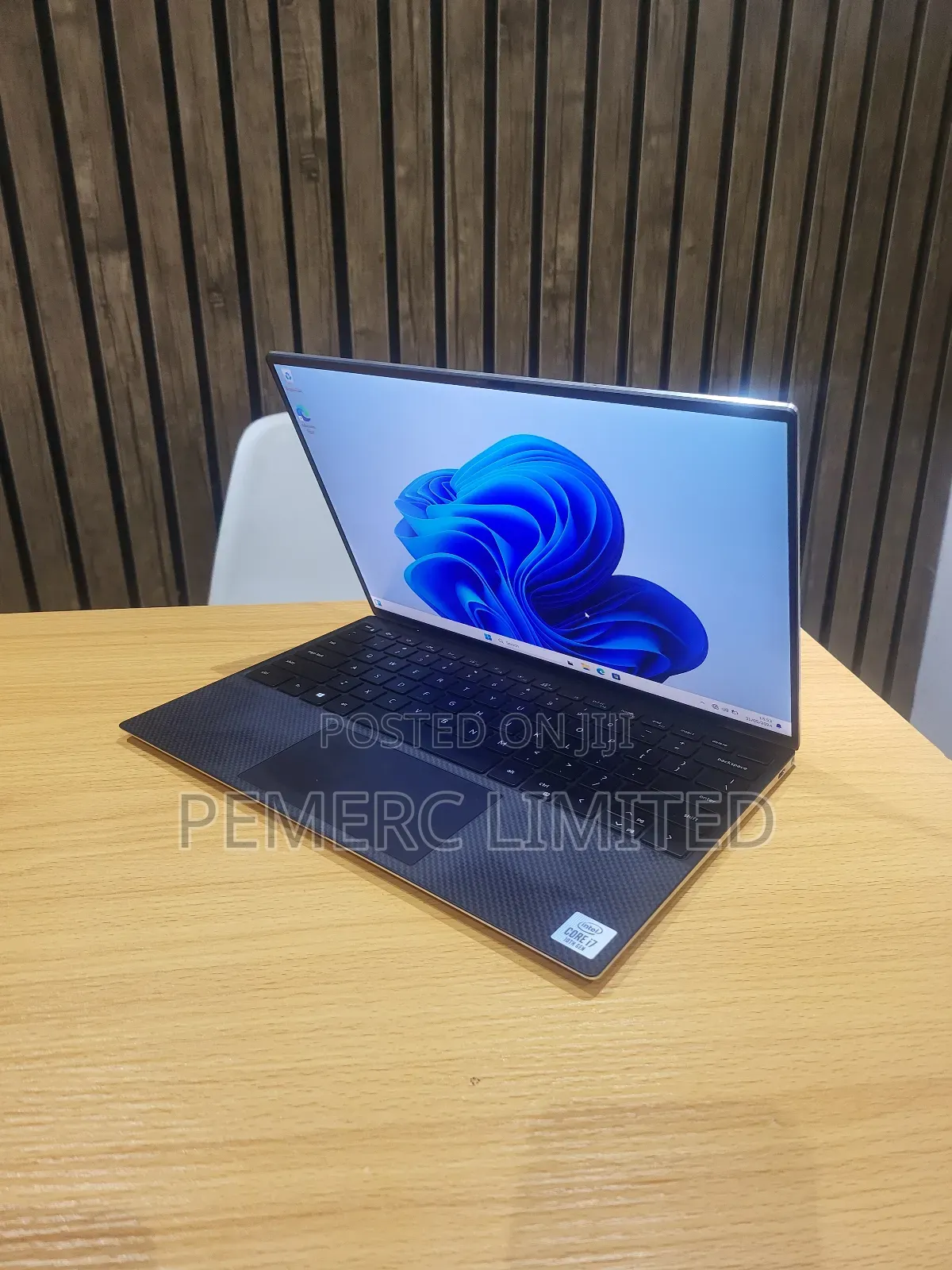 Laptop Dell XPS 15 9500 4GB Intel Core i7 SSD 512GB