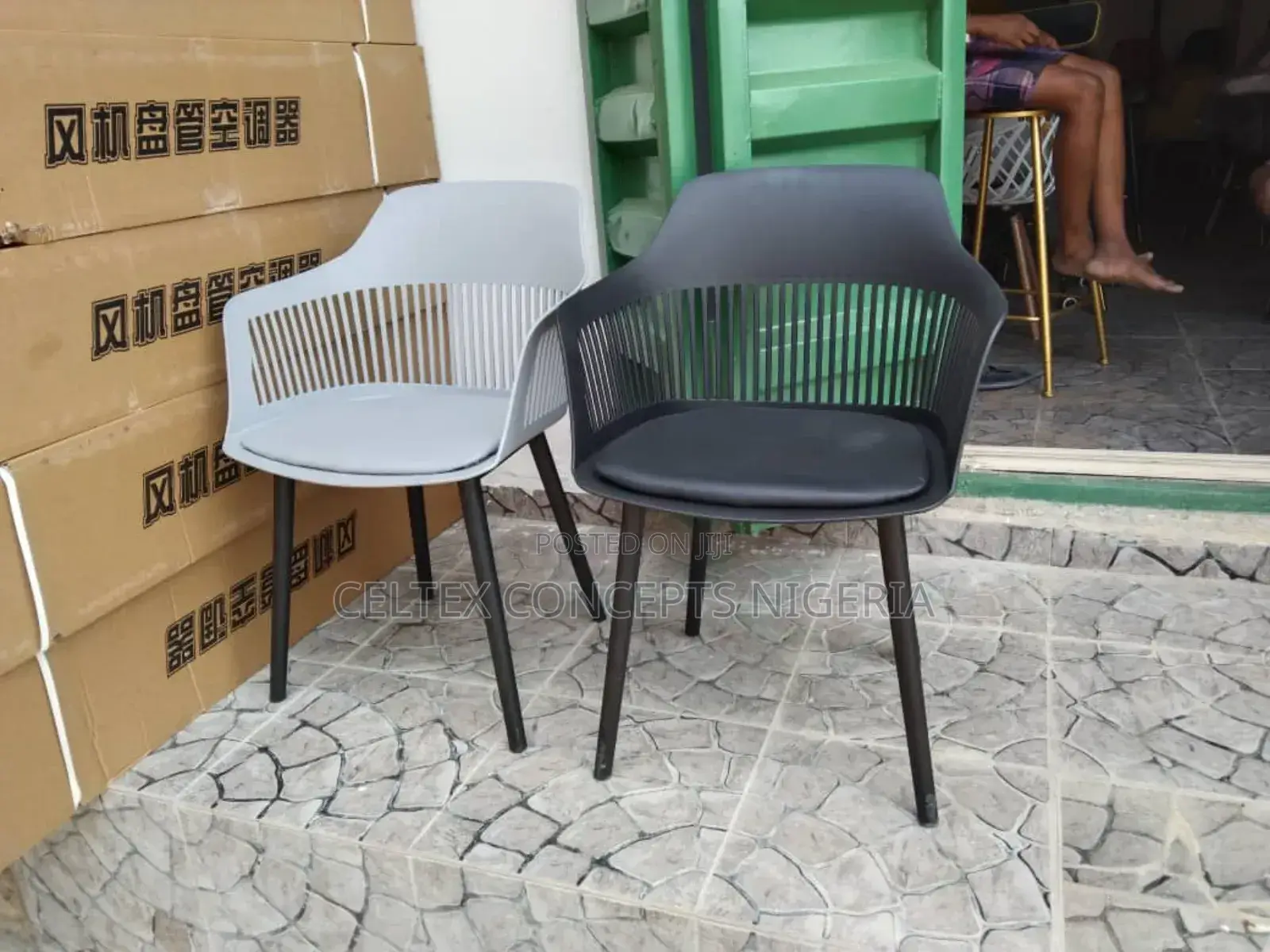 Plastic Restaurant Chair