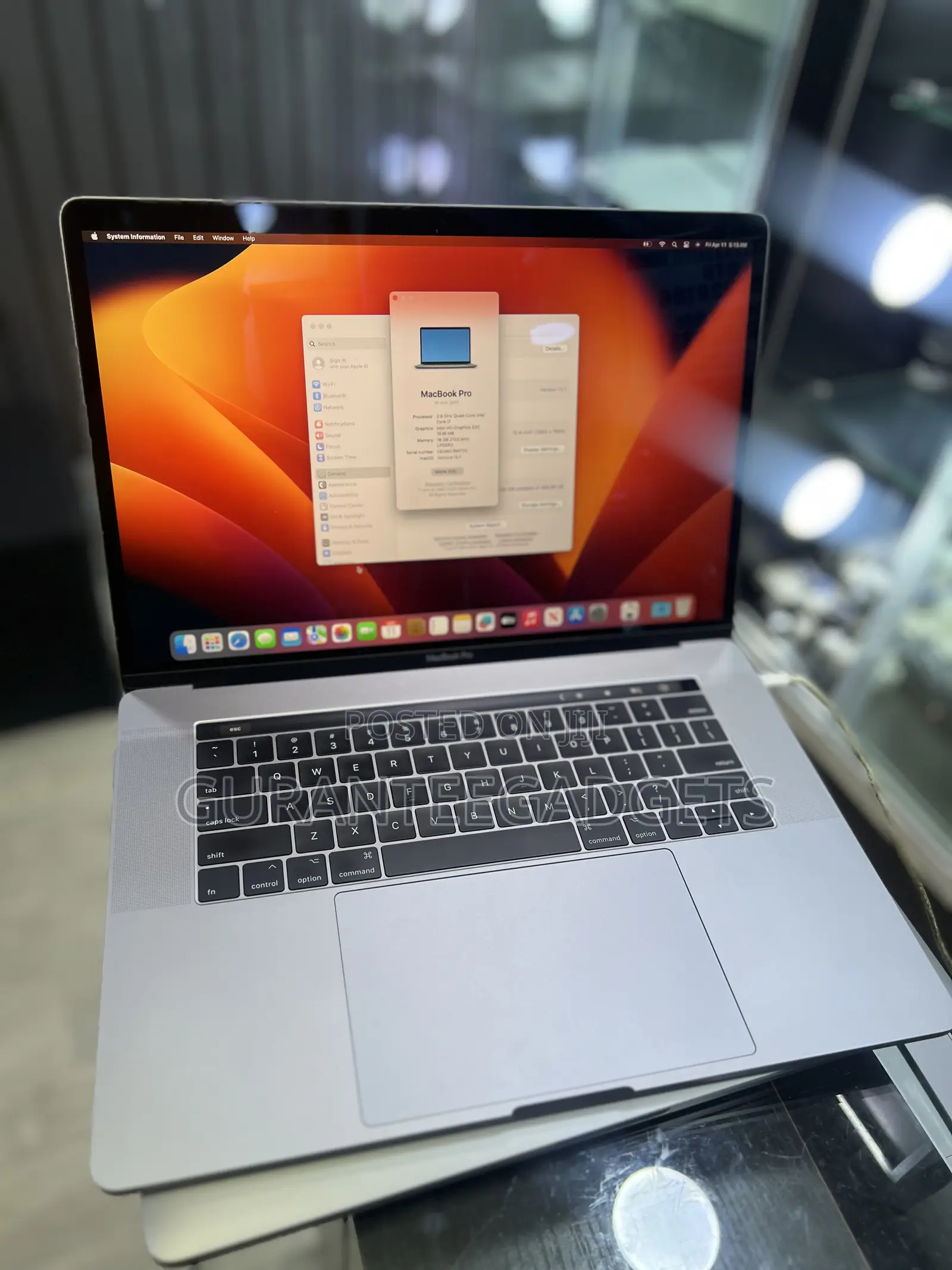 Laptop Apple MacBook Pro 2017 16GB Intel Core i7 SSD 512GB