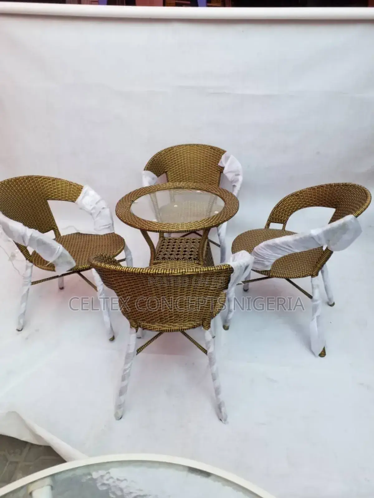 4 Seater Restaurant Table