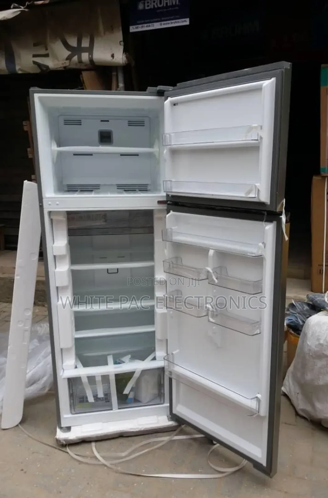 Midea 463 Liter Inverter Fridge / Freezer > Low Consumtion