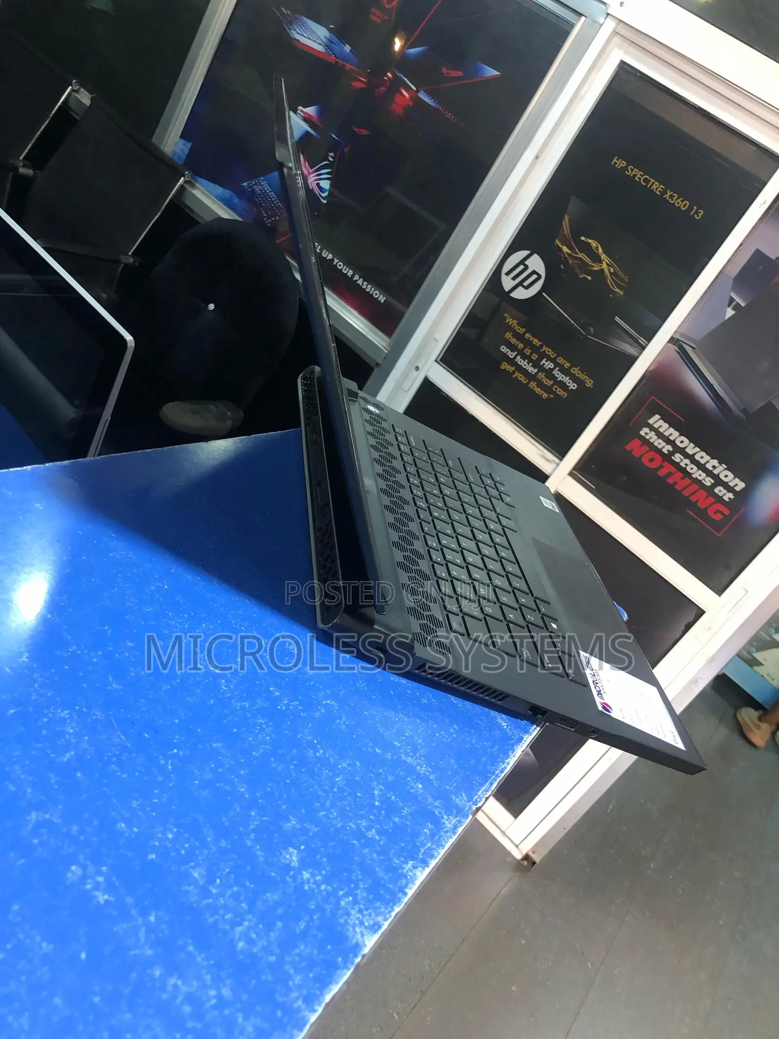Laptop Dell Alienware M15 16GB AMD Ryzen 7 SSD 512GB