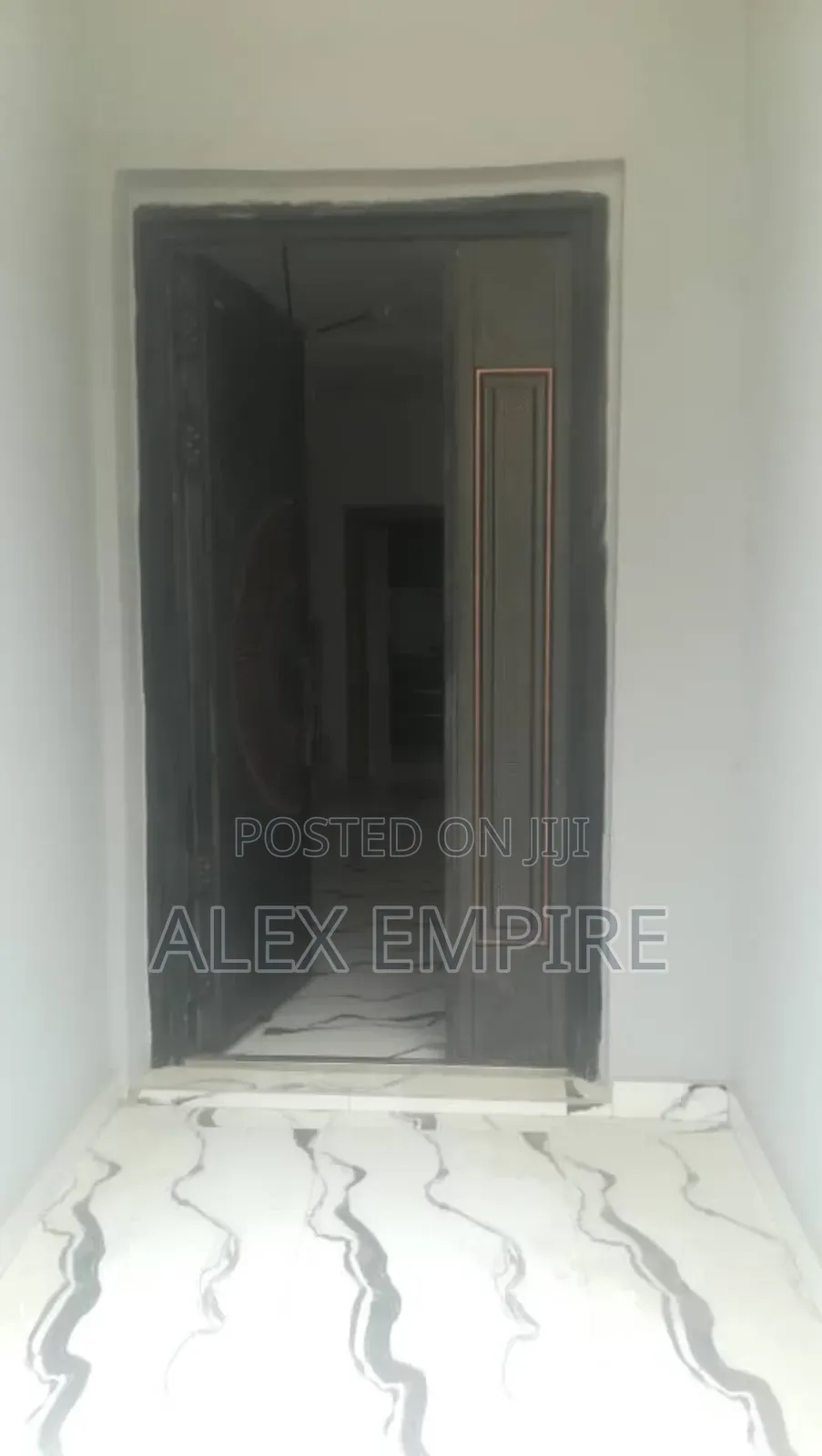 5bdrm Duplex in Ago Palace for sale