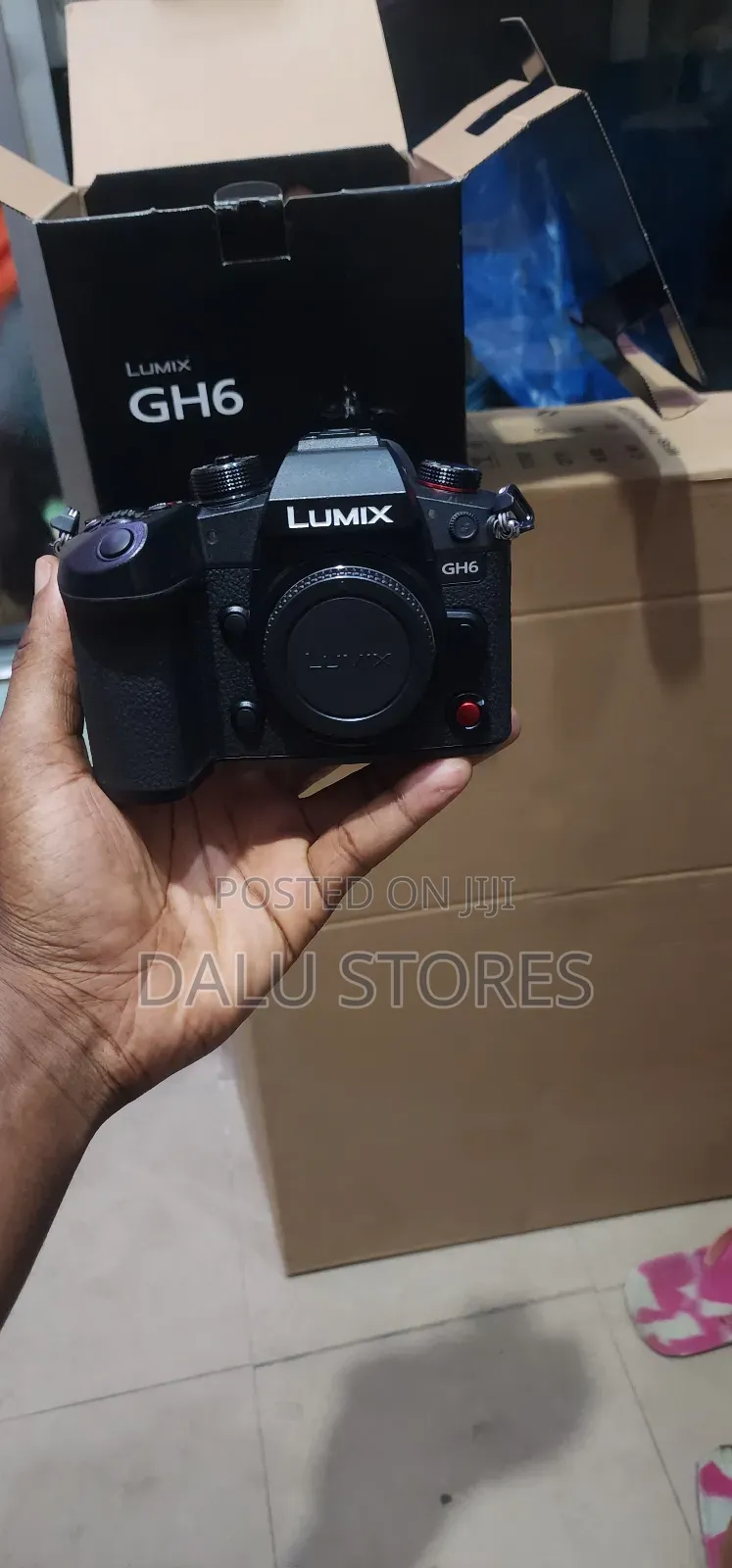 Panasonic Lumix Gh6

Mirrorless Camera