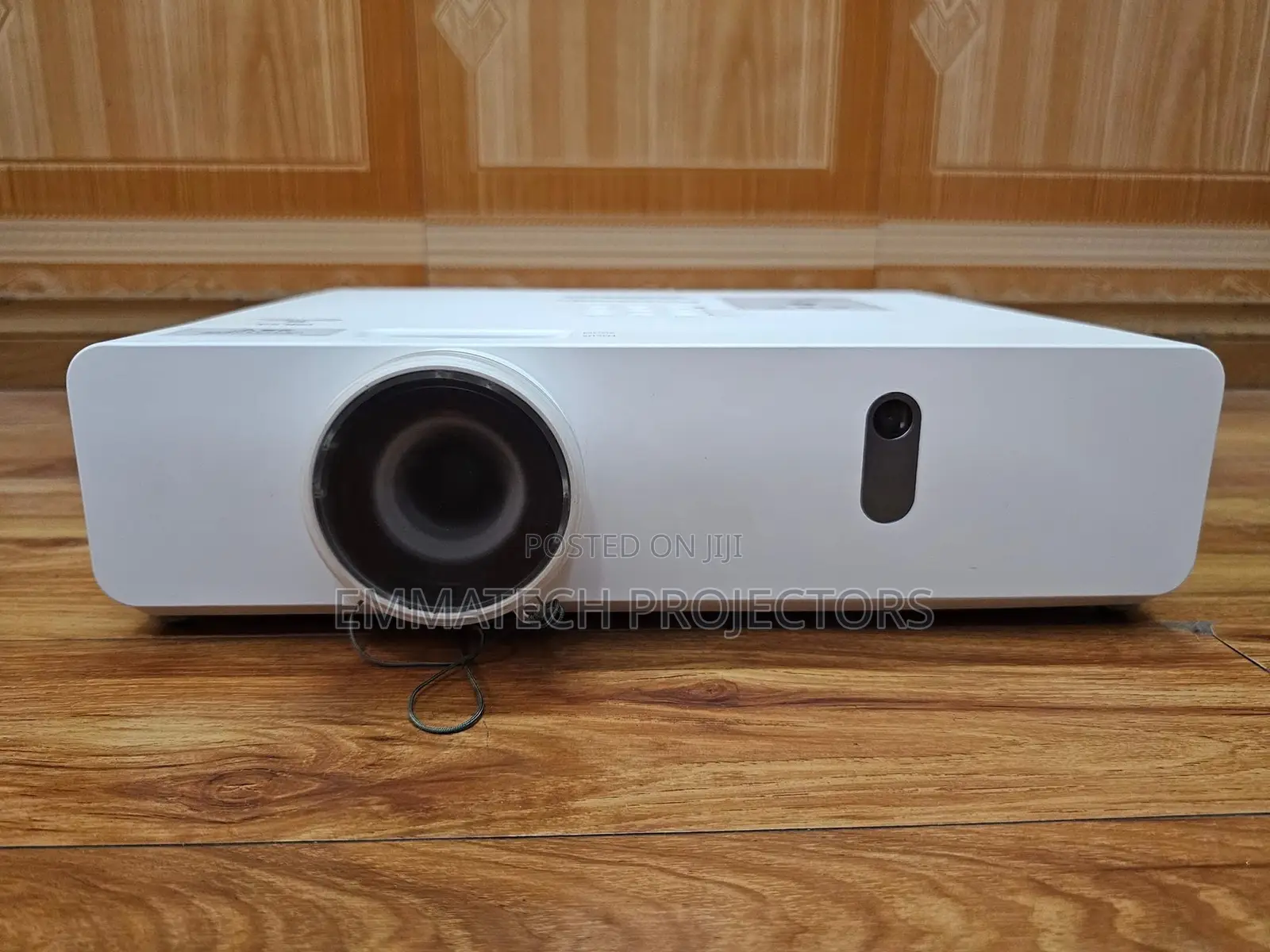 Direct Uk Used Large Venue Projector Delta, Ph, Calabar,Lekk