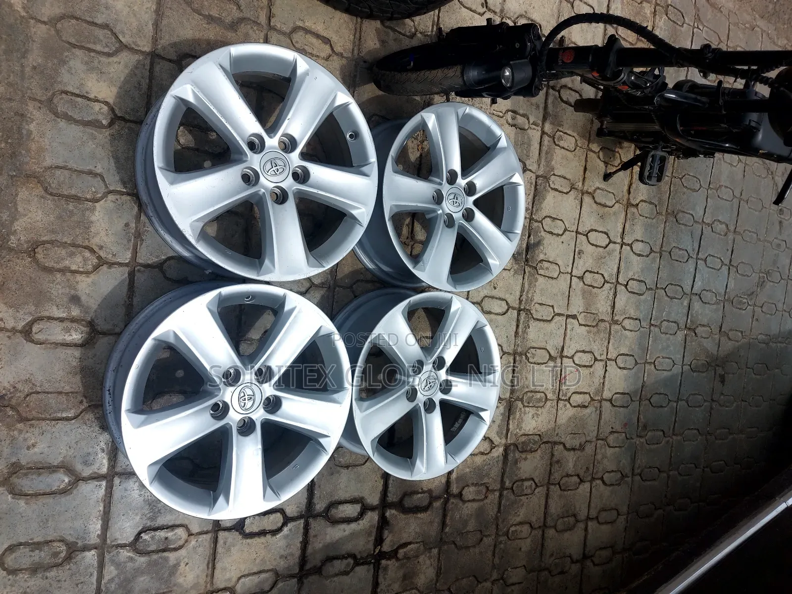 17rim Toyota Rav4