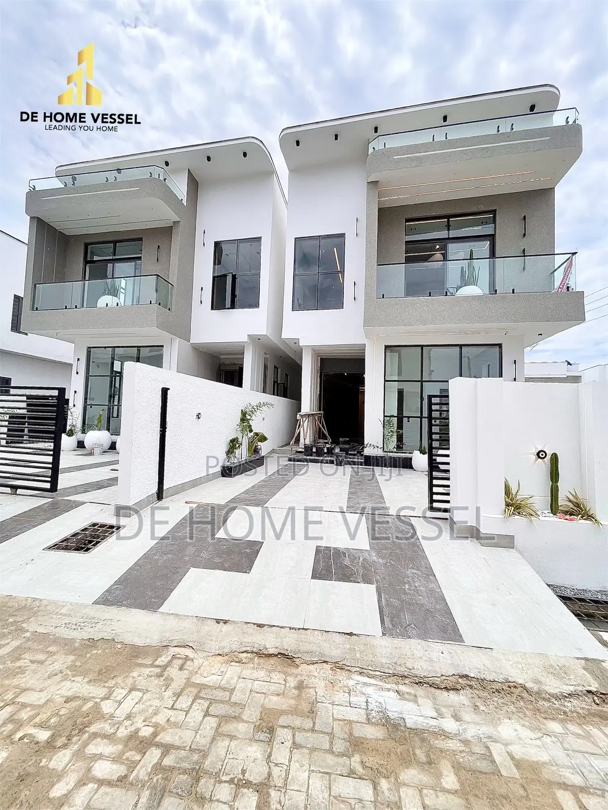 4bdrm Duplex in Ajah for sale