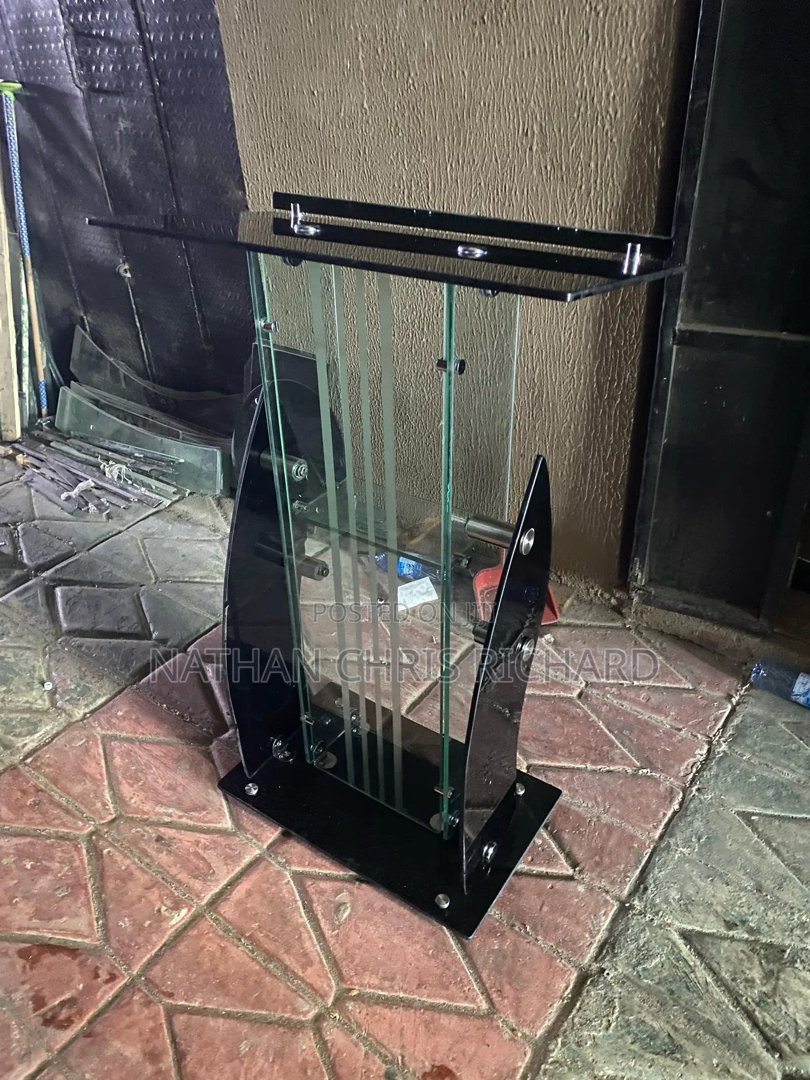 The Top List Glass Strips Strong Pulpit