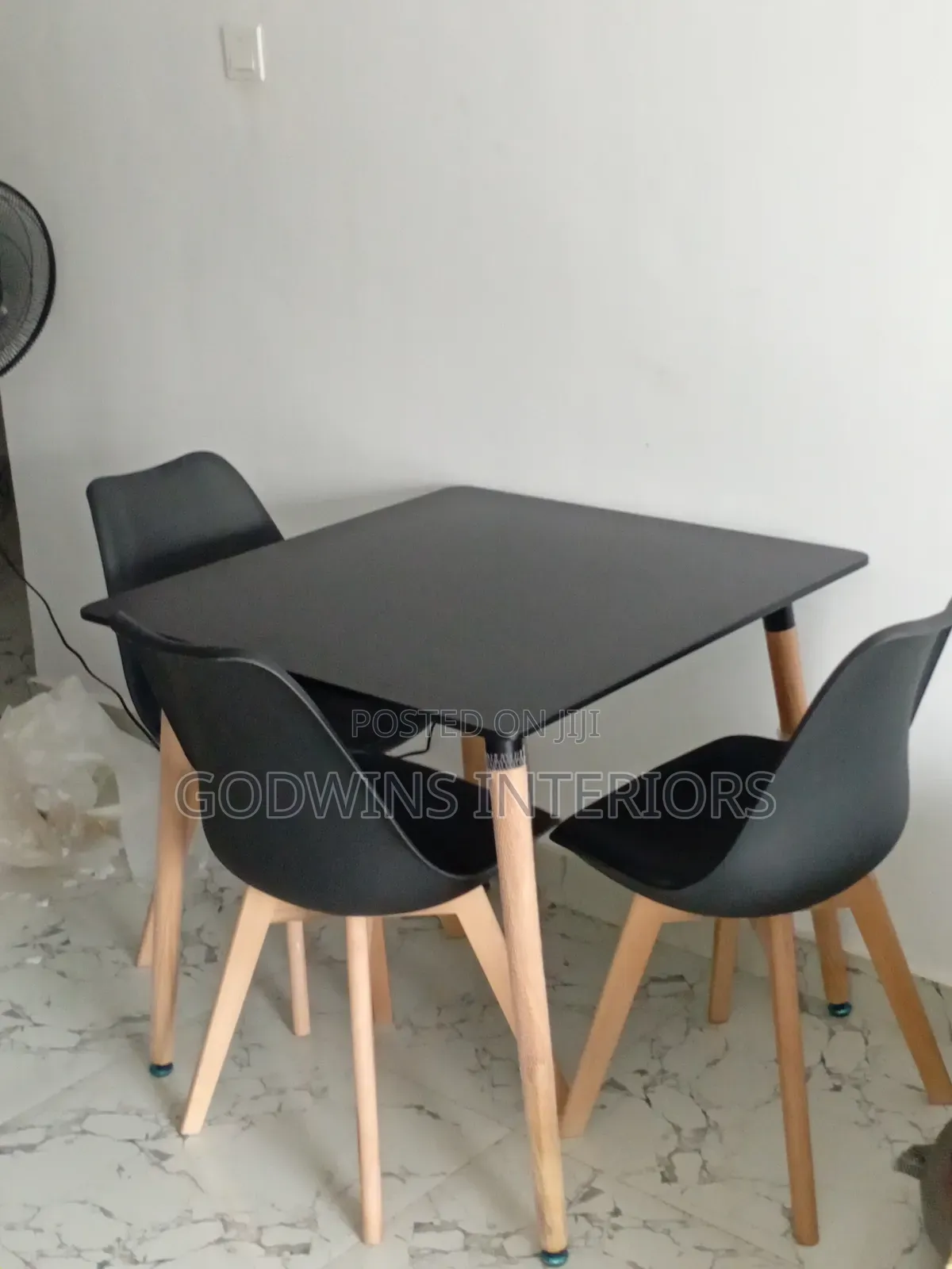 Luxury Dinning Square Table With 3 Foam Sitting Chairs