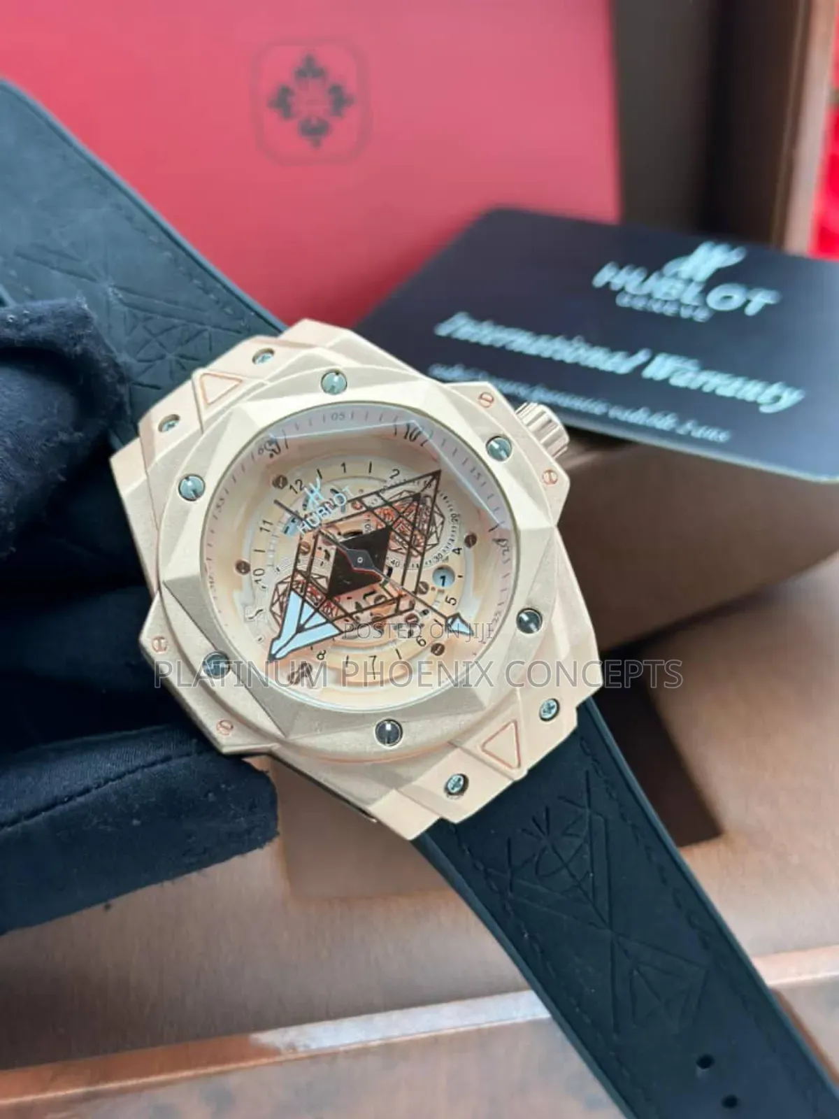 Leather Hand Wristwatch