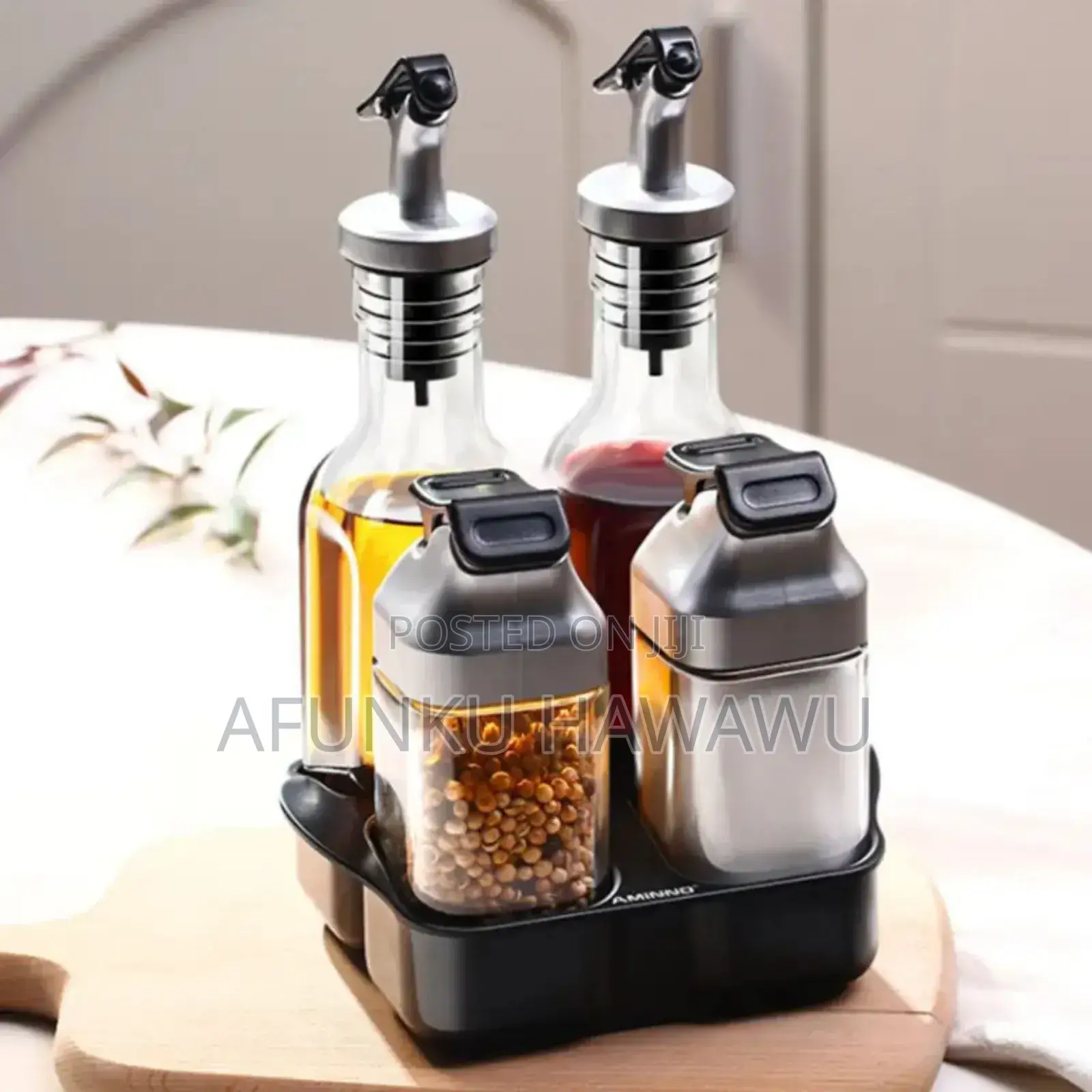 Oil Vinegar,Salt Pepper 4pcs Confinement Bottle Set