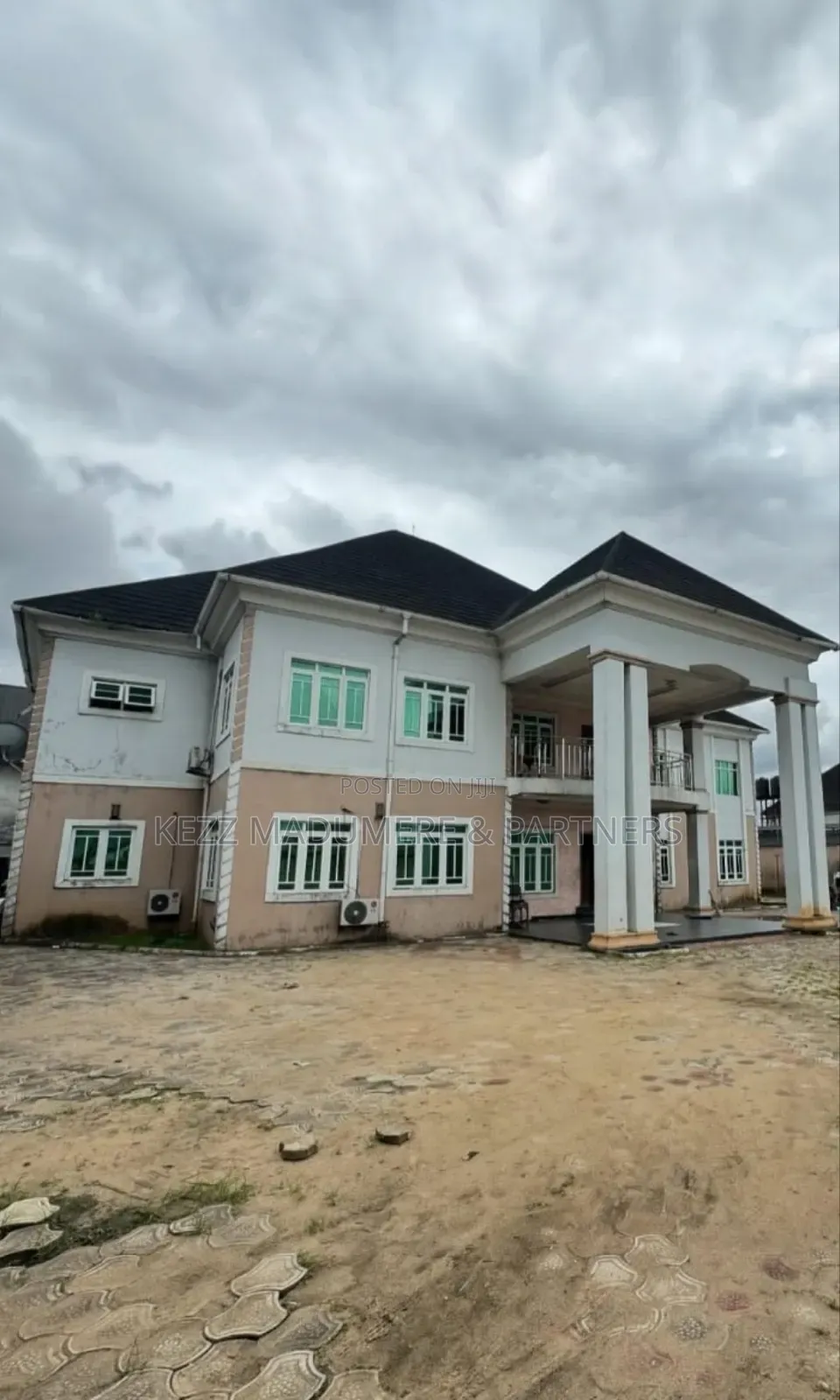 6bdrm Duplex in Off Eneka Road , for sale