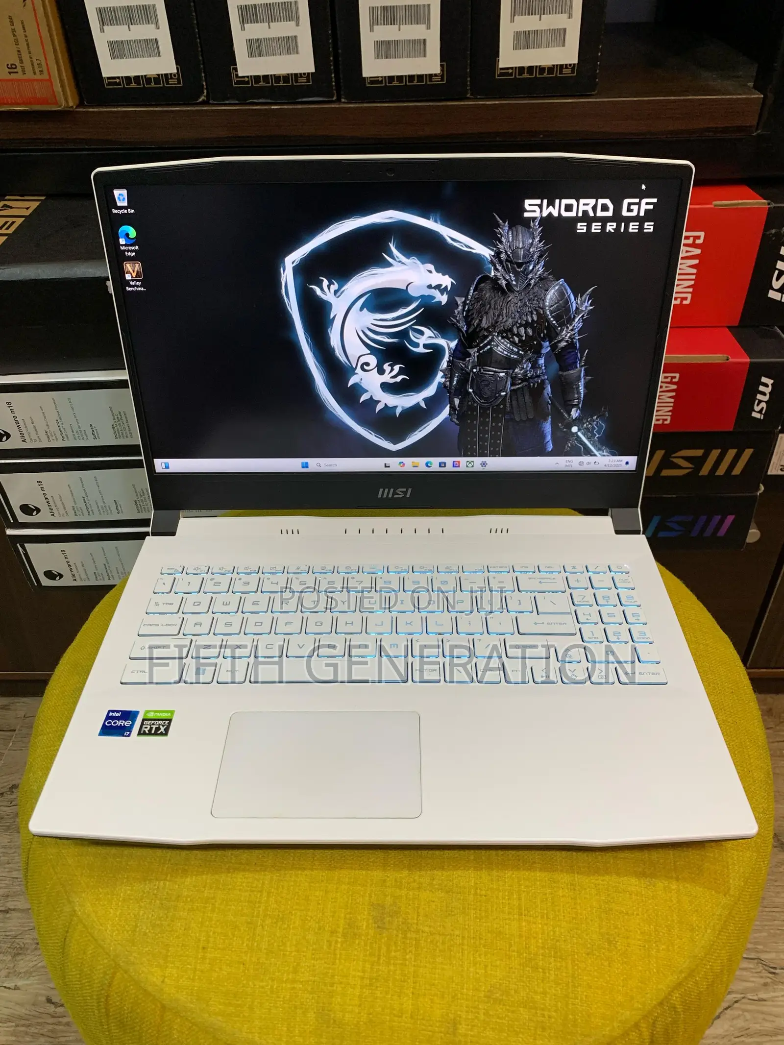 Laptop MSI MSI Sword 15 16GB Intel Core i7 SSD 1T