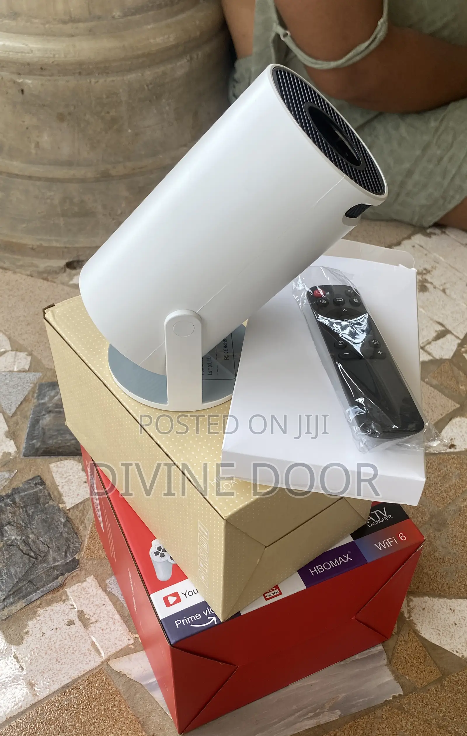 Hy-300 Wireless Led Projector