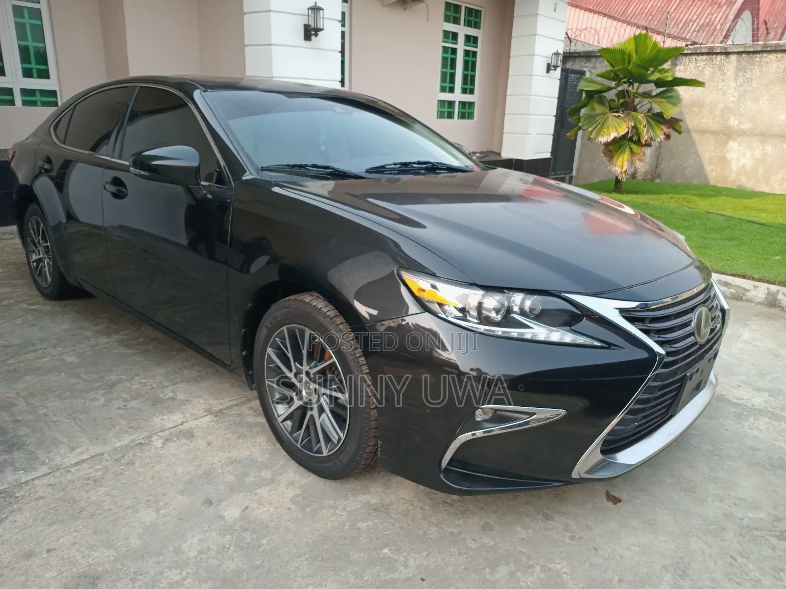 Lexus ES 2016 Black