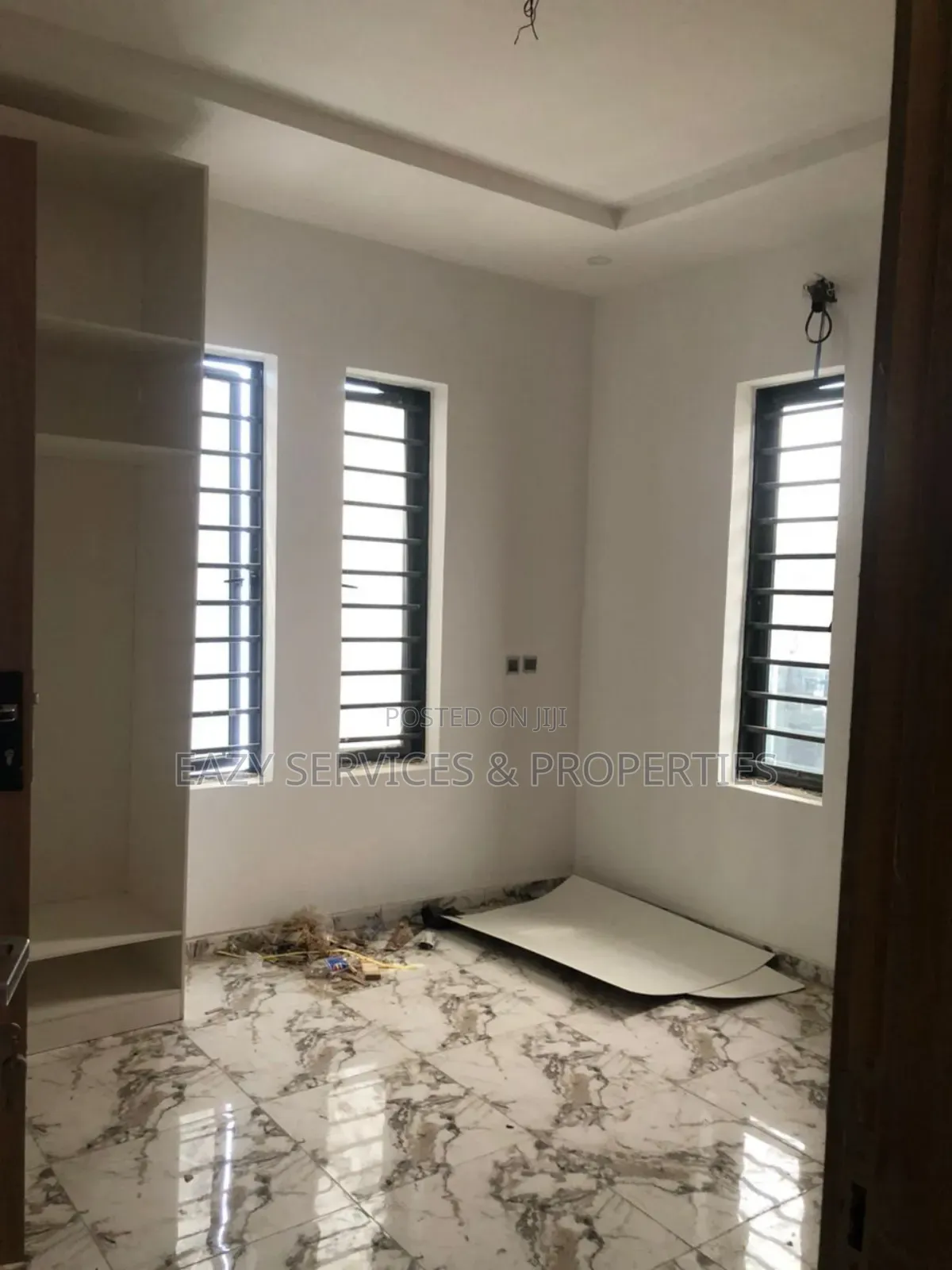 5bdrm Duplex in Gated And Secured, Ajah for sale
