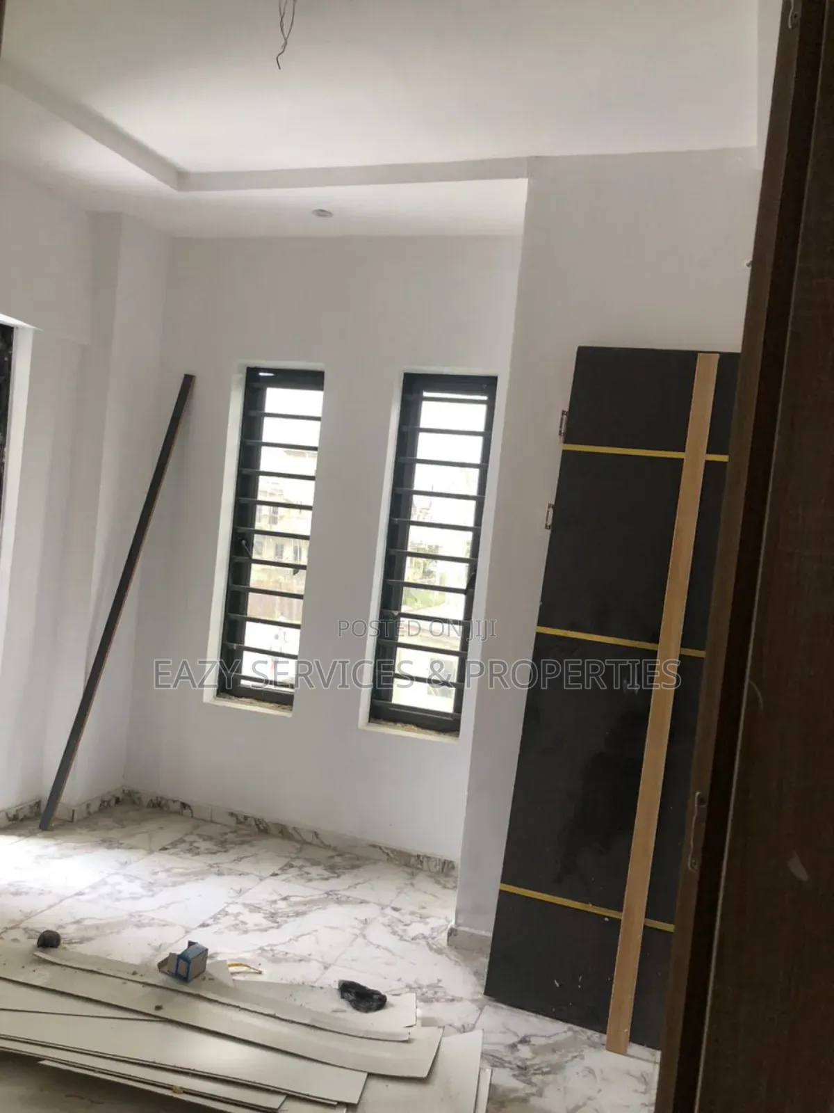 5bdrm Duplex in Gated And Secured, Ajah for sale