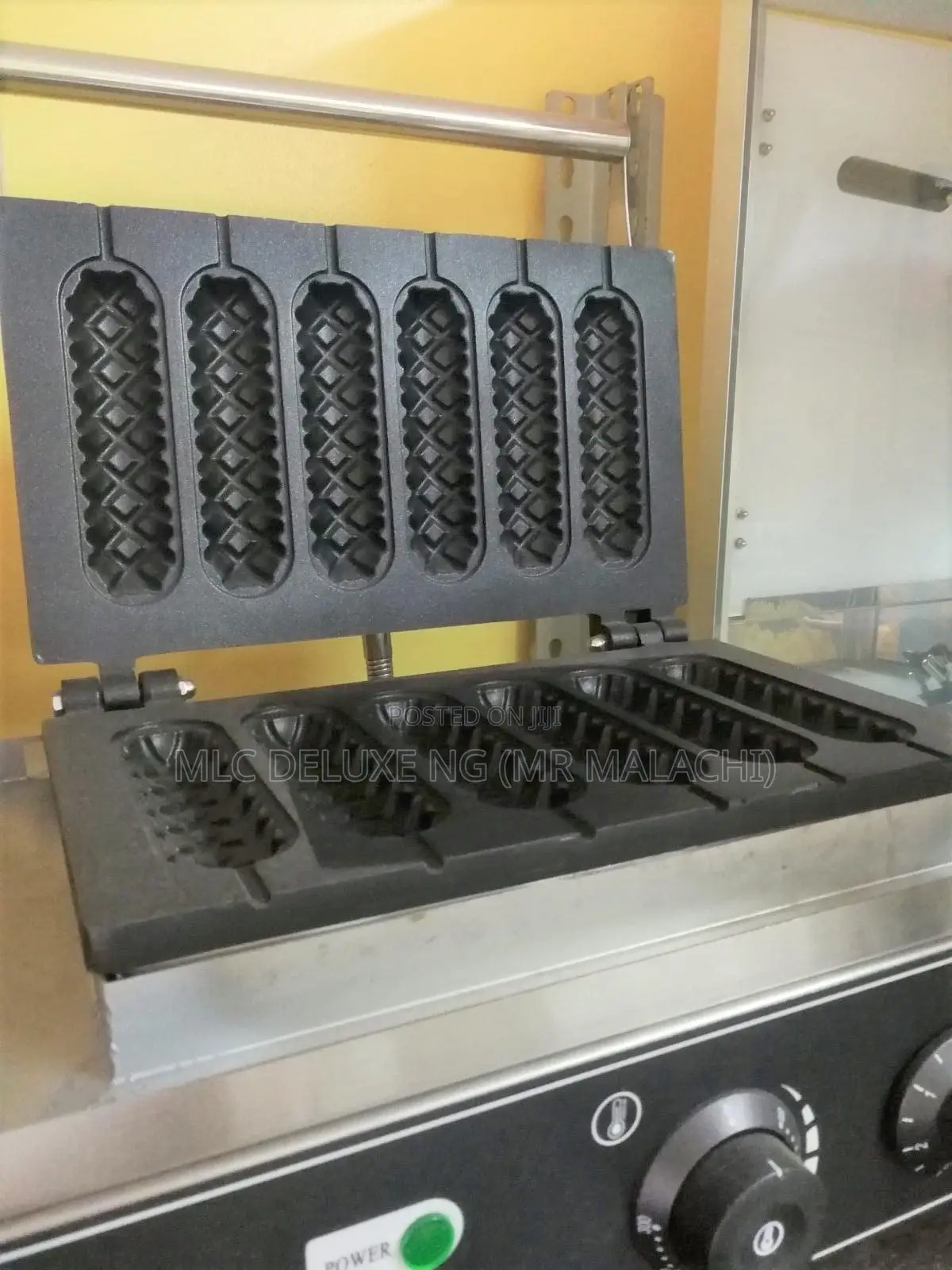 6 Stick Commercial Hot Dog Waffle Maker / Stick Waffle Maker