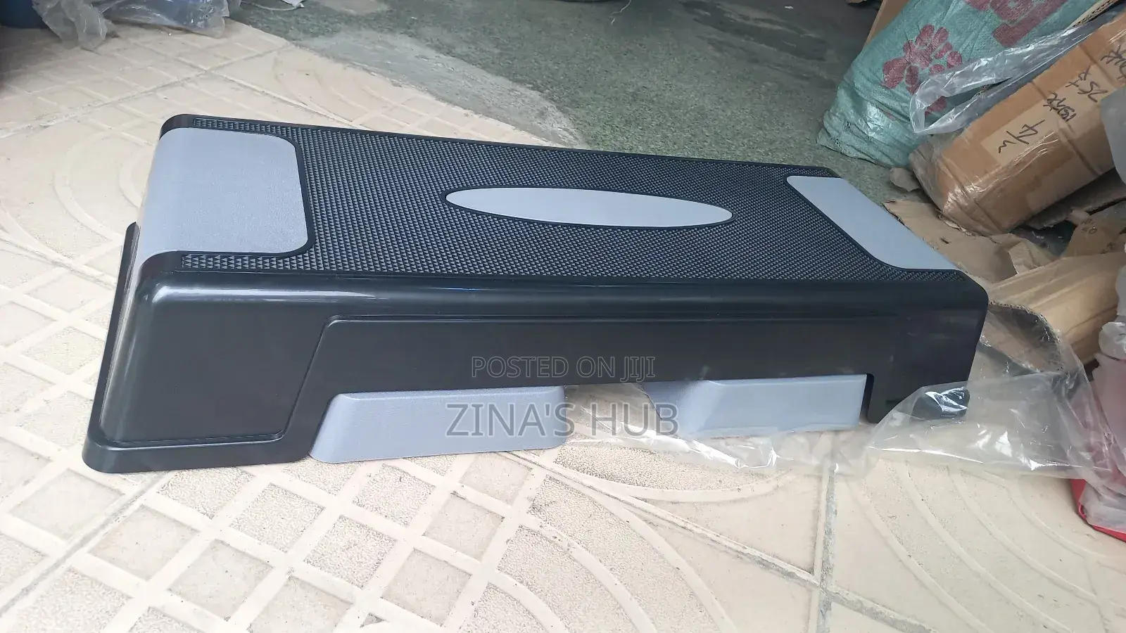 Commercial Stepboard Black/Grey