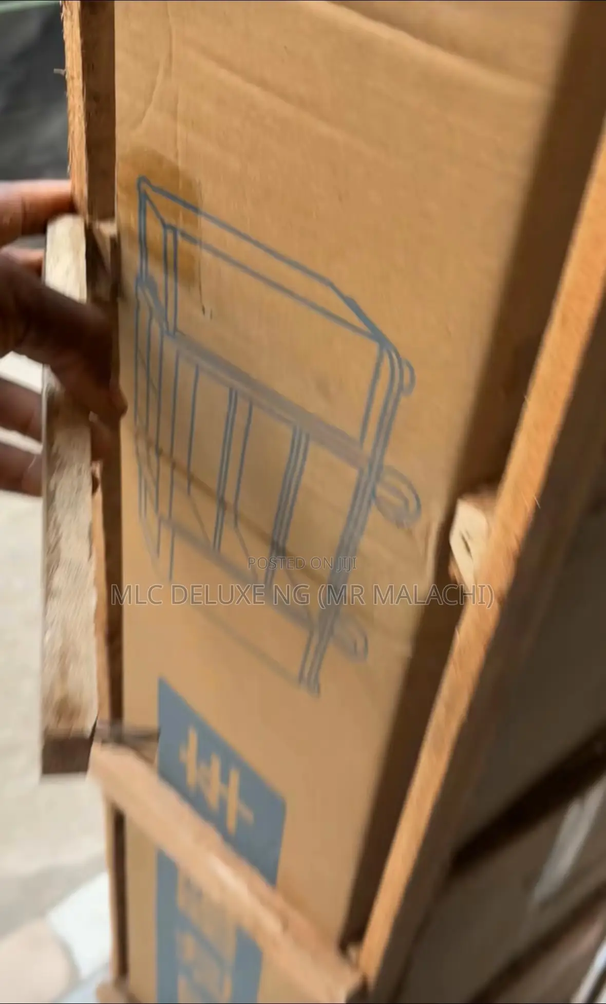 House or Hotel Keeping Cart (Mobile Hotel Service Trolley)