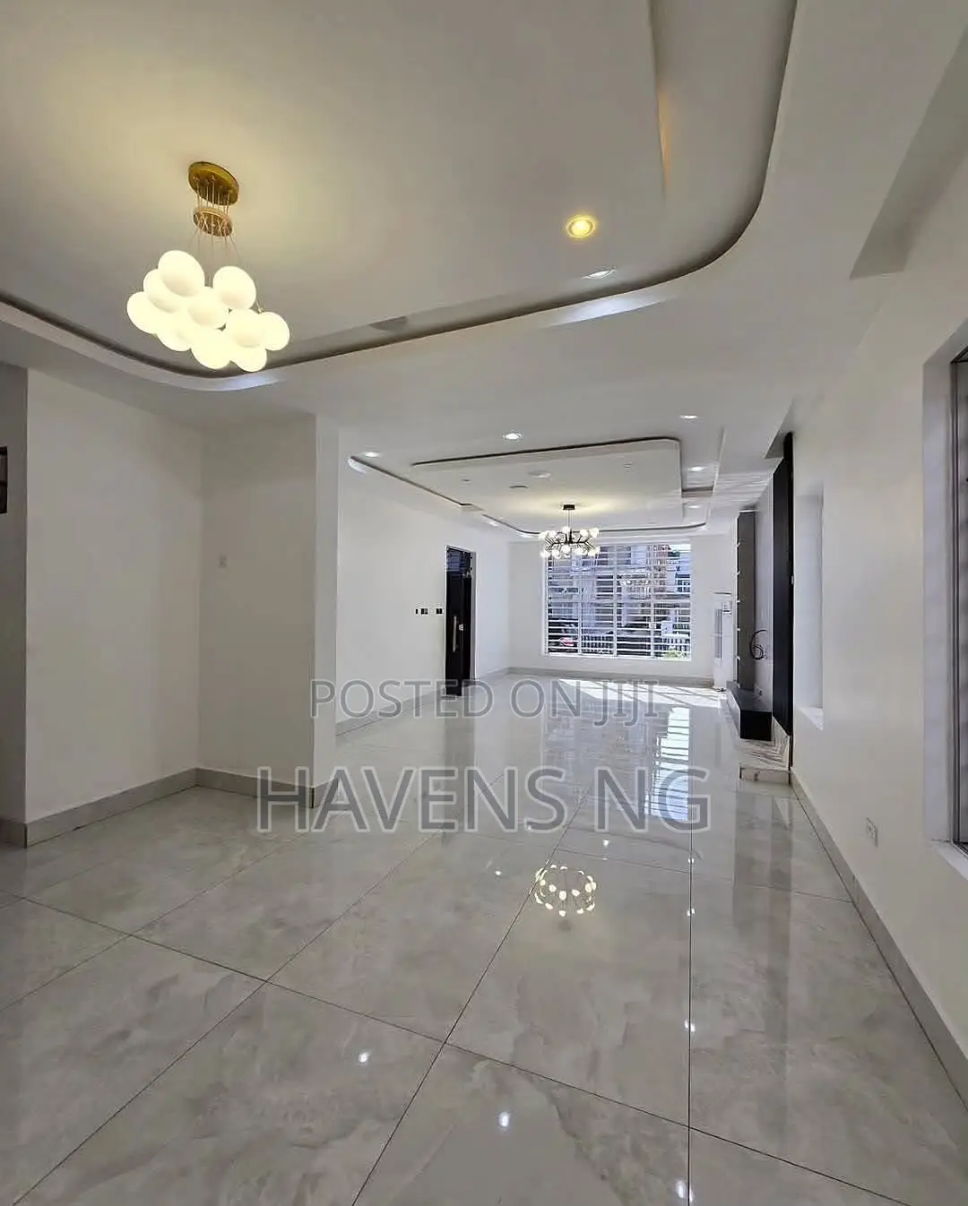 5bdrm Duplex in Lekki Phase 1 for sale
