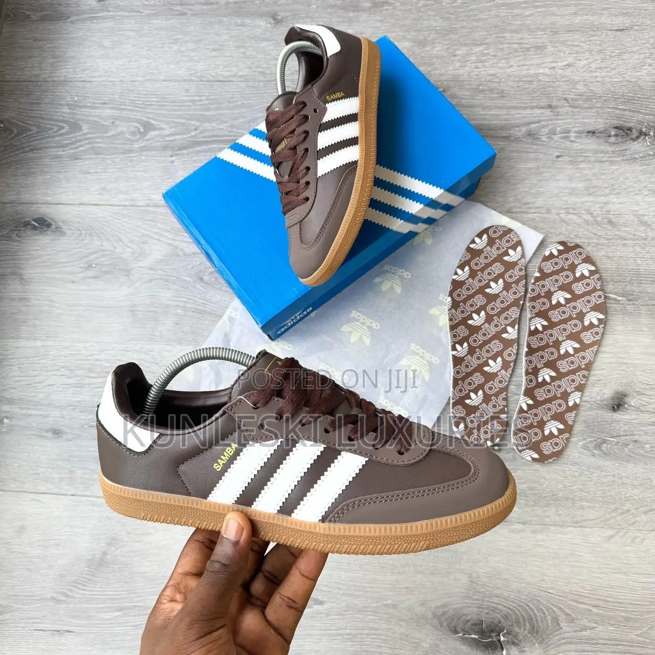 Original Adidas Samba Sneakers Series in 5 Colorways