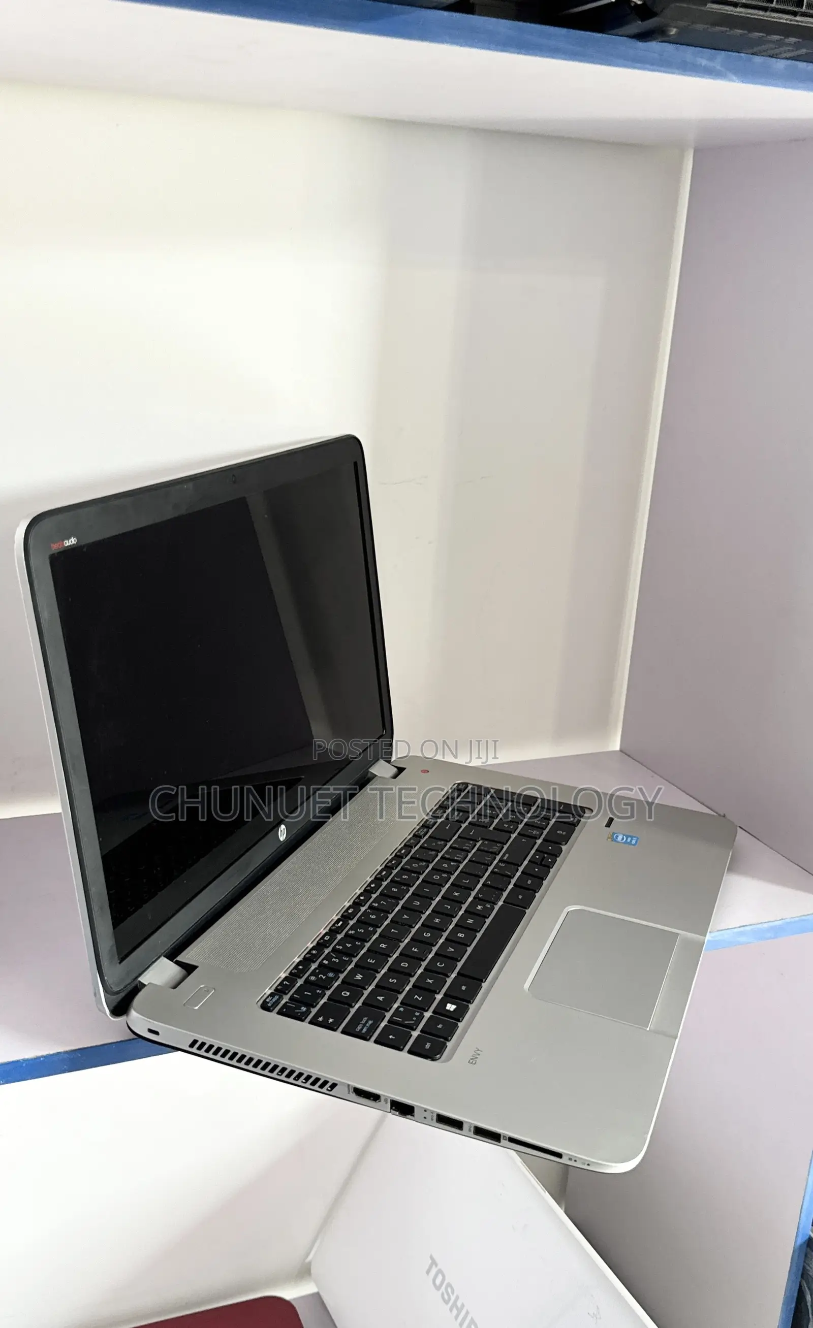 Laptop HP Envy 17 16GB Intel Core i5 HDD+SSD 256GB