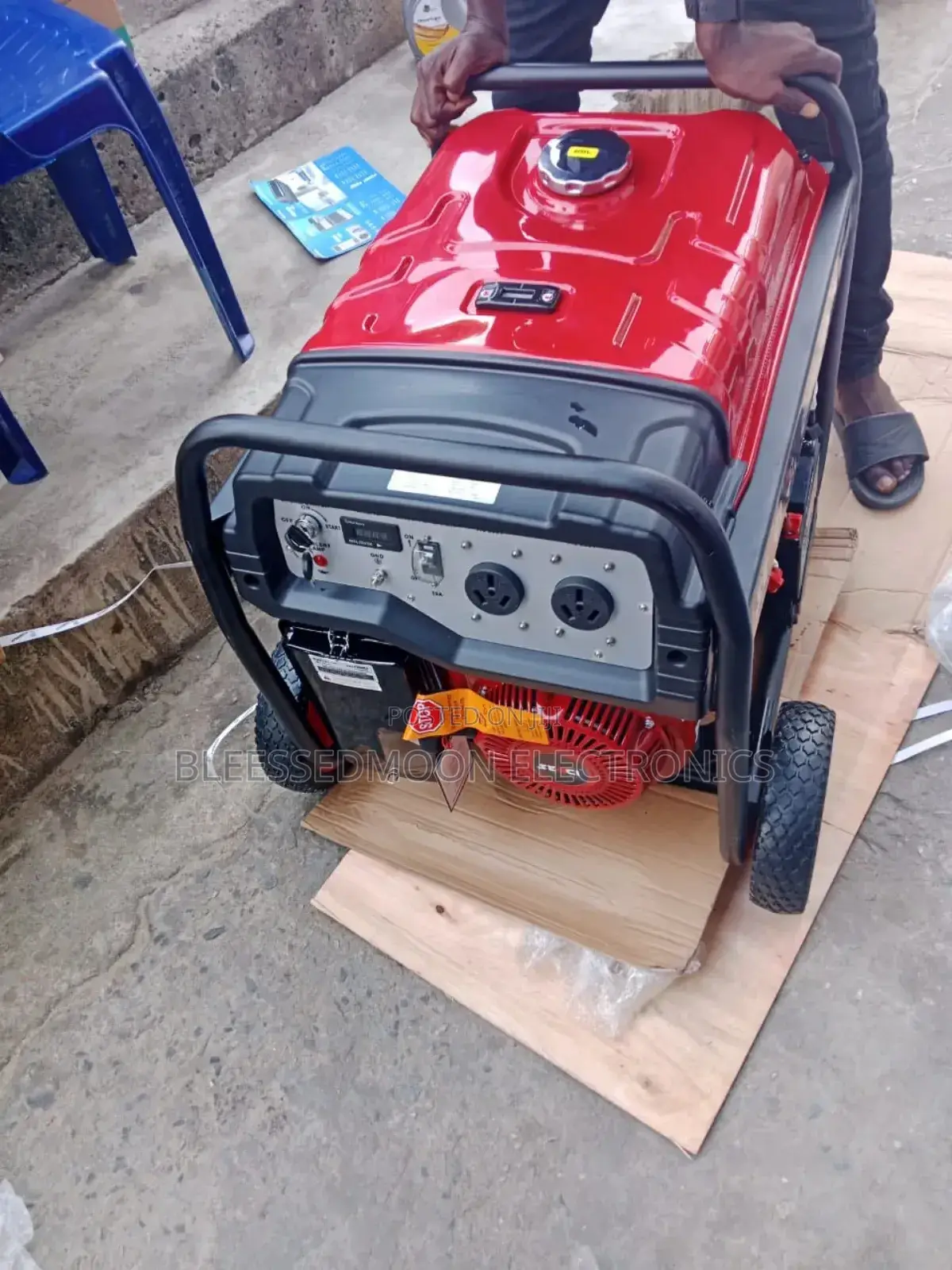 Senci Semi Silent Heavy Duty Supper Cooper Generator 11kva