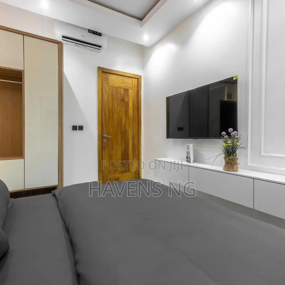 Luxury 1 Bedroom Flat