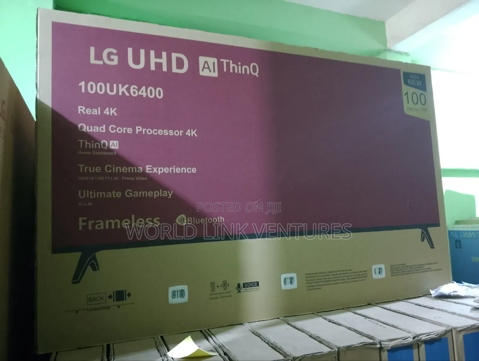 Lg 100in Uhd Quality Color Display With Free Hanger